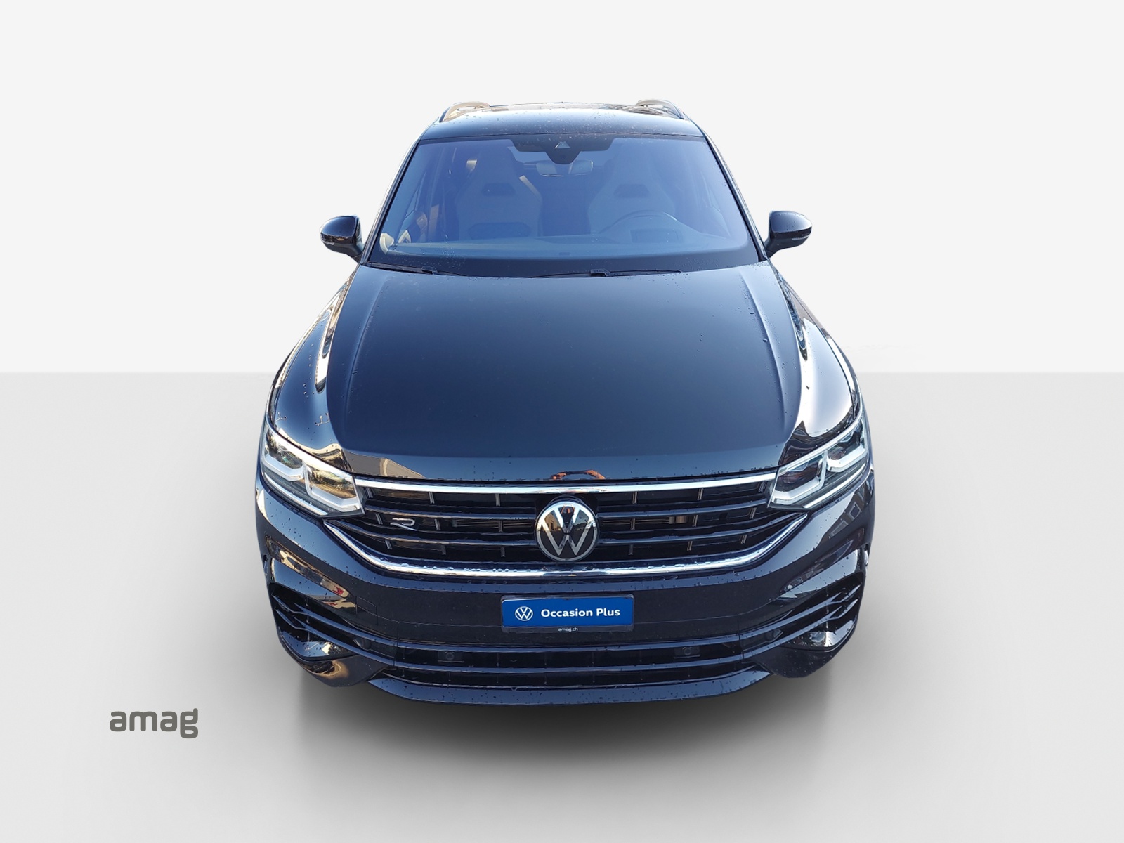 VW Tiguan 2.0TSI R 4Motion DSG-image-15