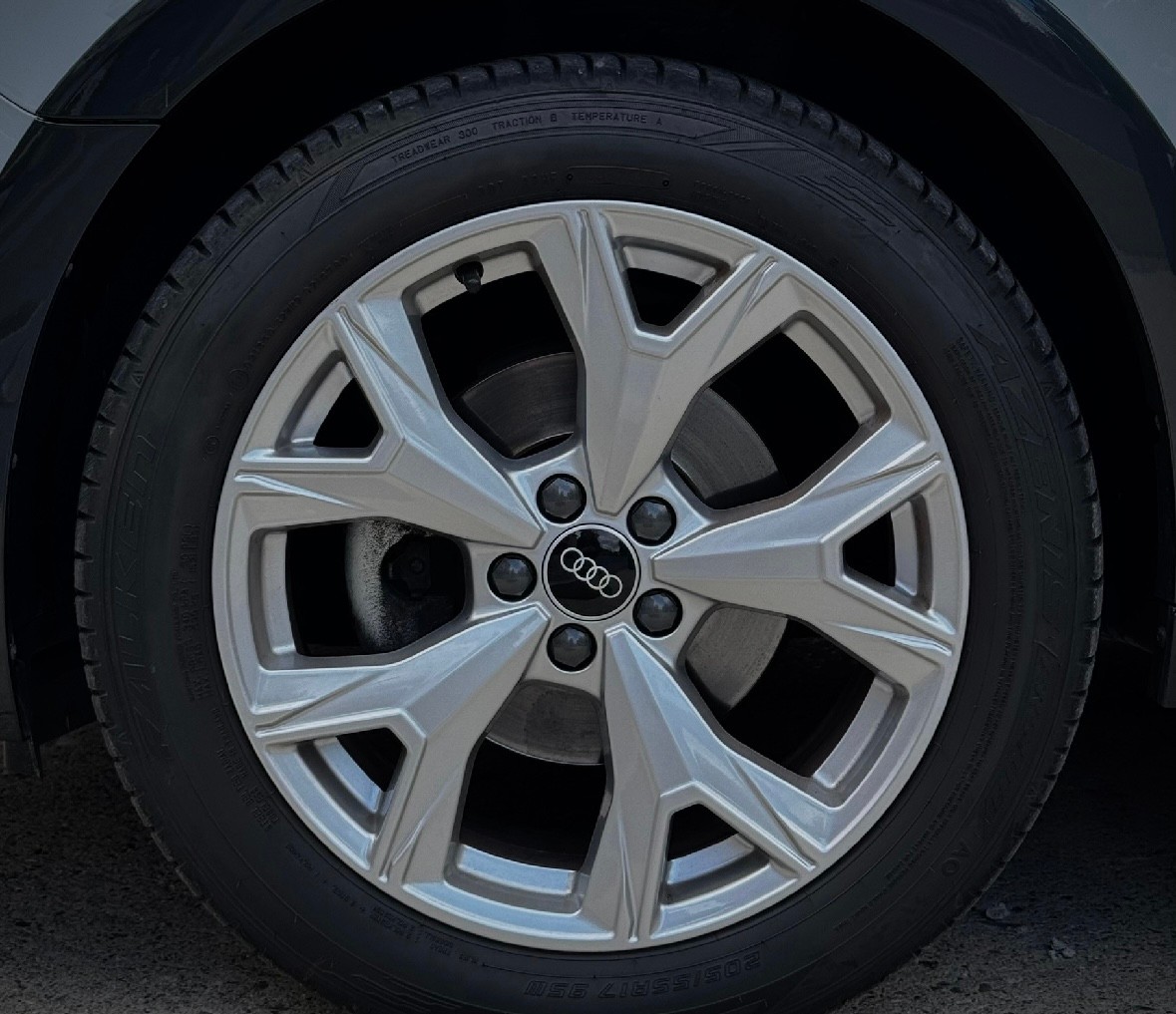 AUDI 1.5 35 TFSI City Carver S-Tronic-image-5
