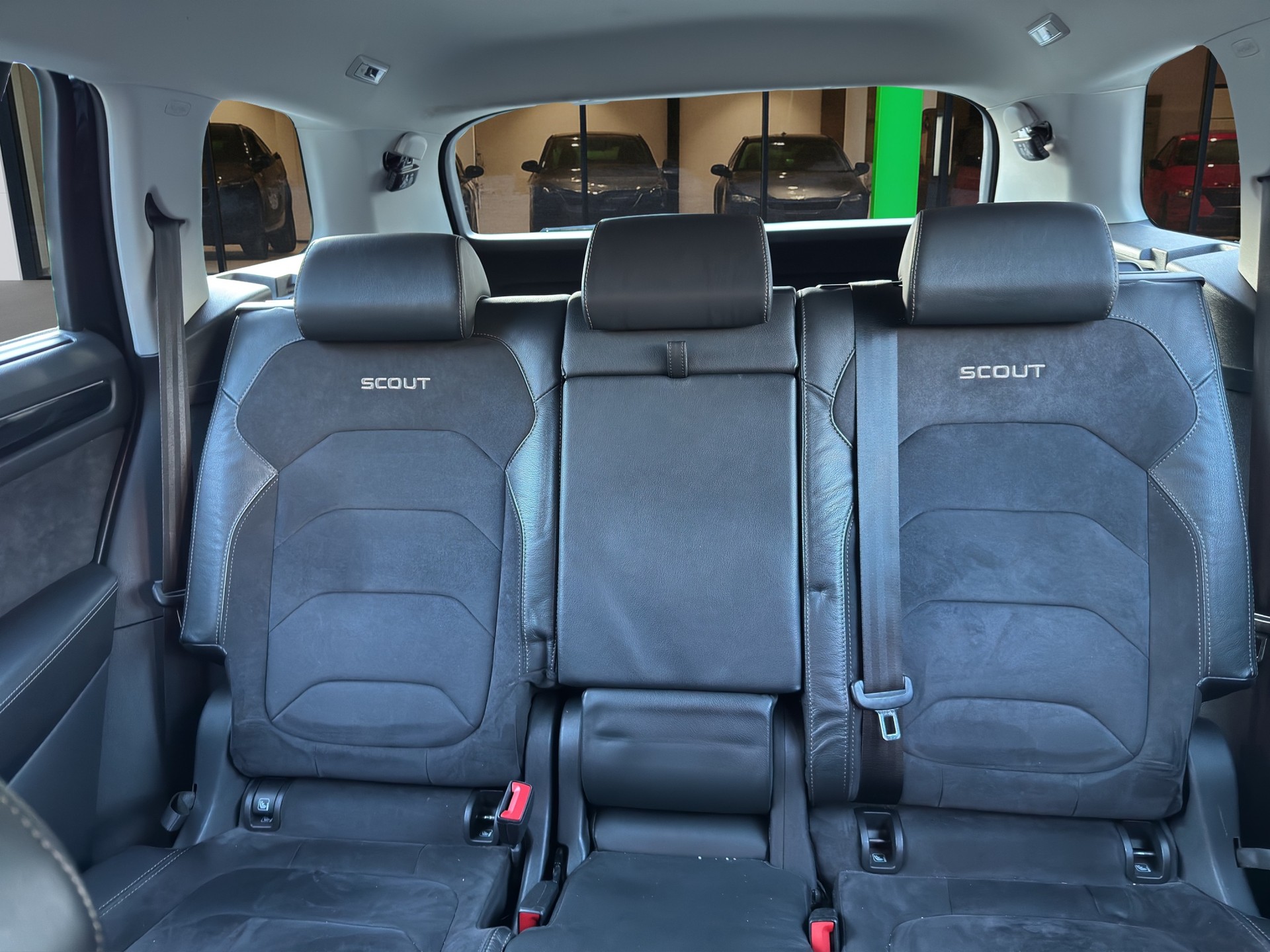 SKODA Kodiaq 2.0 TDI CR Scout 4x4 DSG-image-12