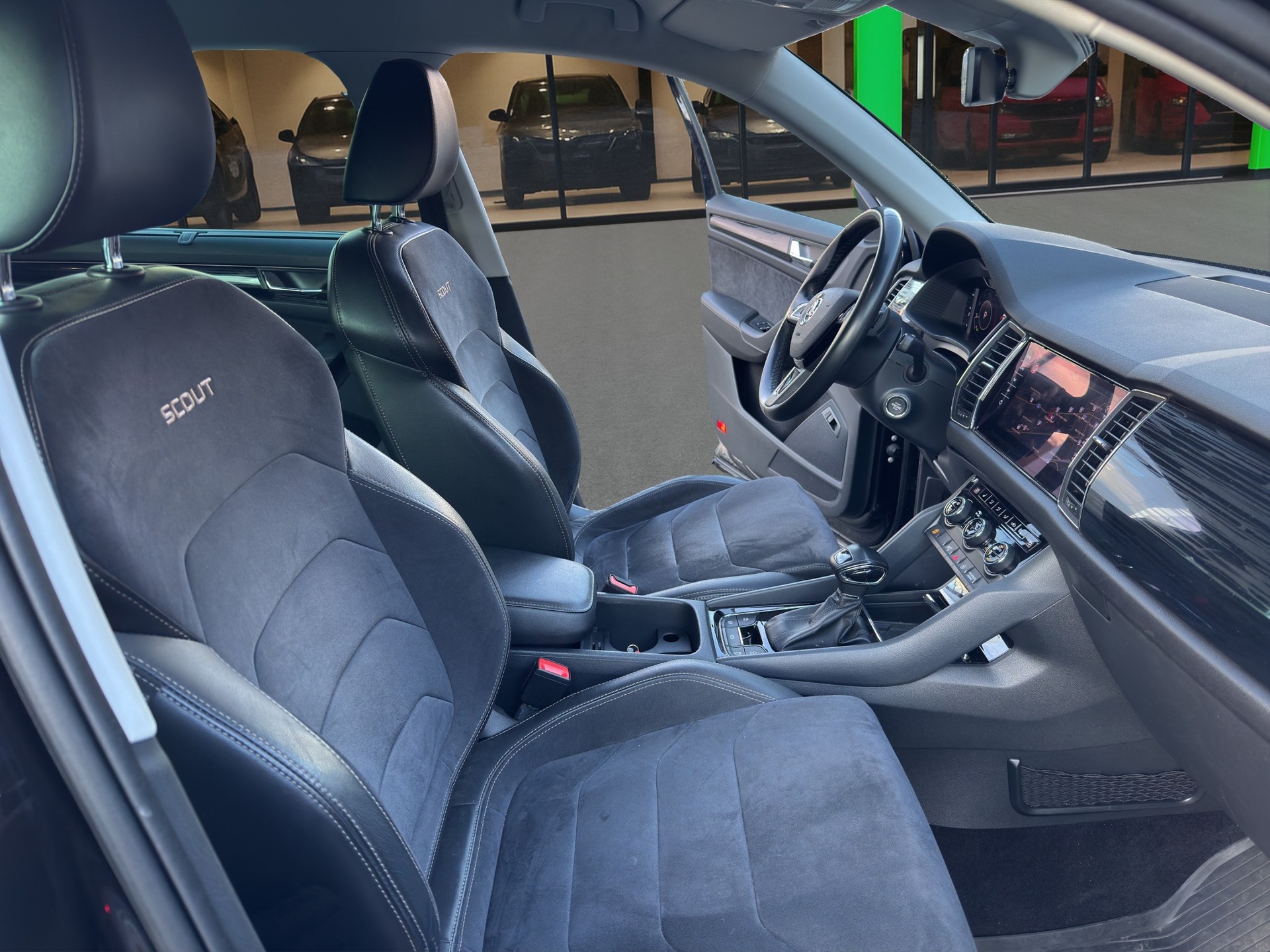 SKODA Kodiaq 2.0 TDI CR Scout 4x4 DSG-image-16