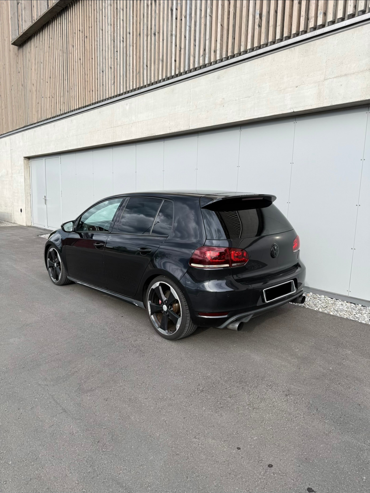 VW Golf 2.0 TSI GTI DSG-image-3