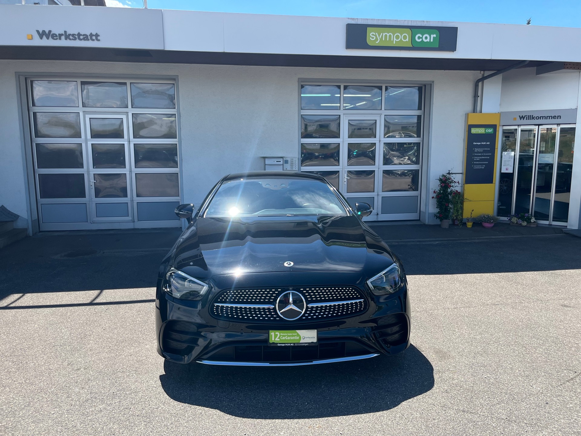 MERCEDES-BENZ E 300 Coupé AMG Line 9G-Tronic-image-4