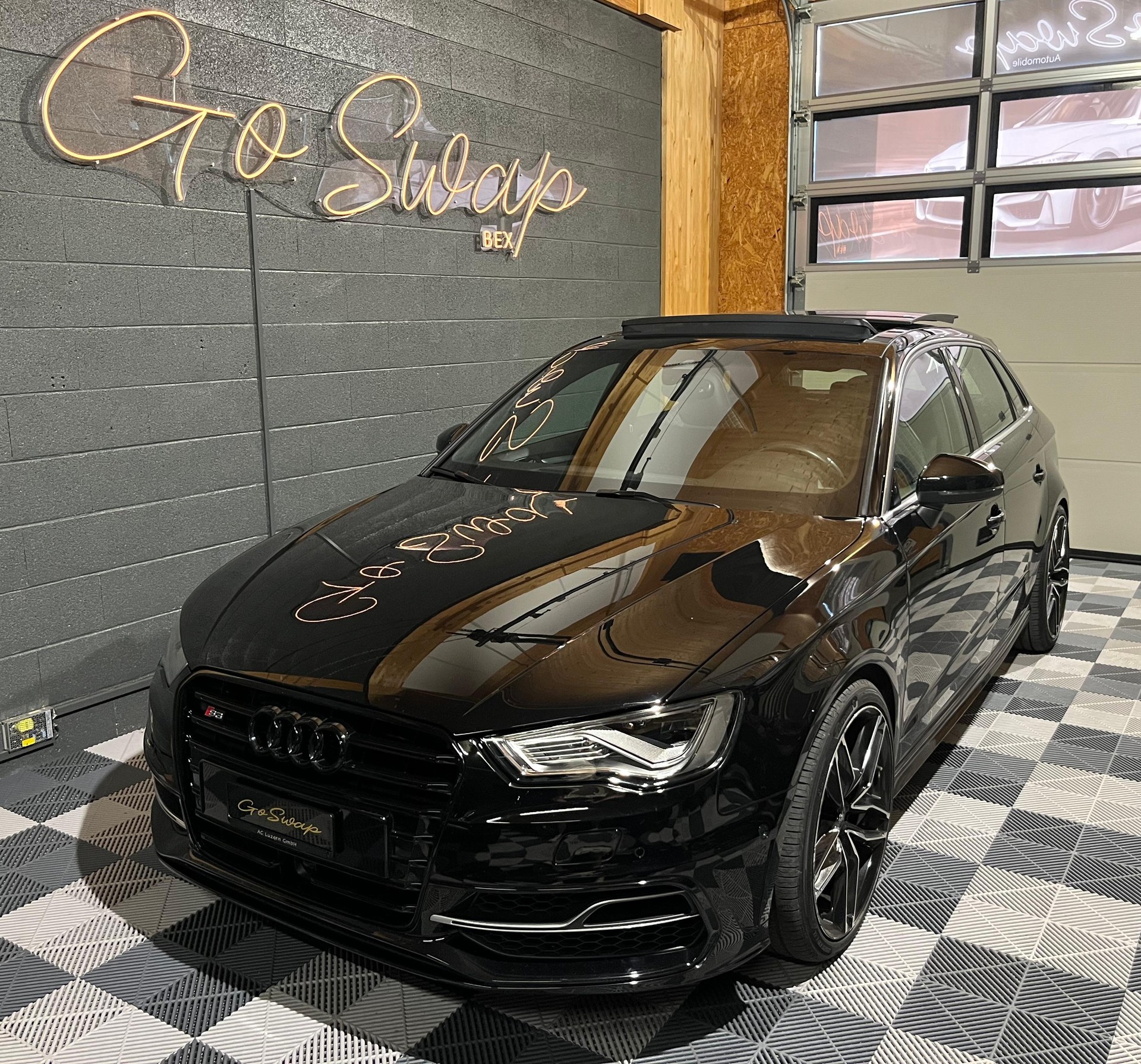 AUDI S3 Sportback 2.0 TFSI quattro S-tronic-image-4