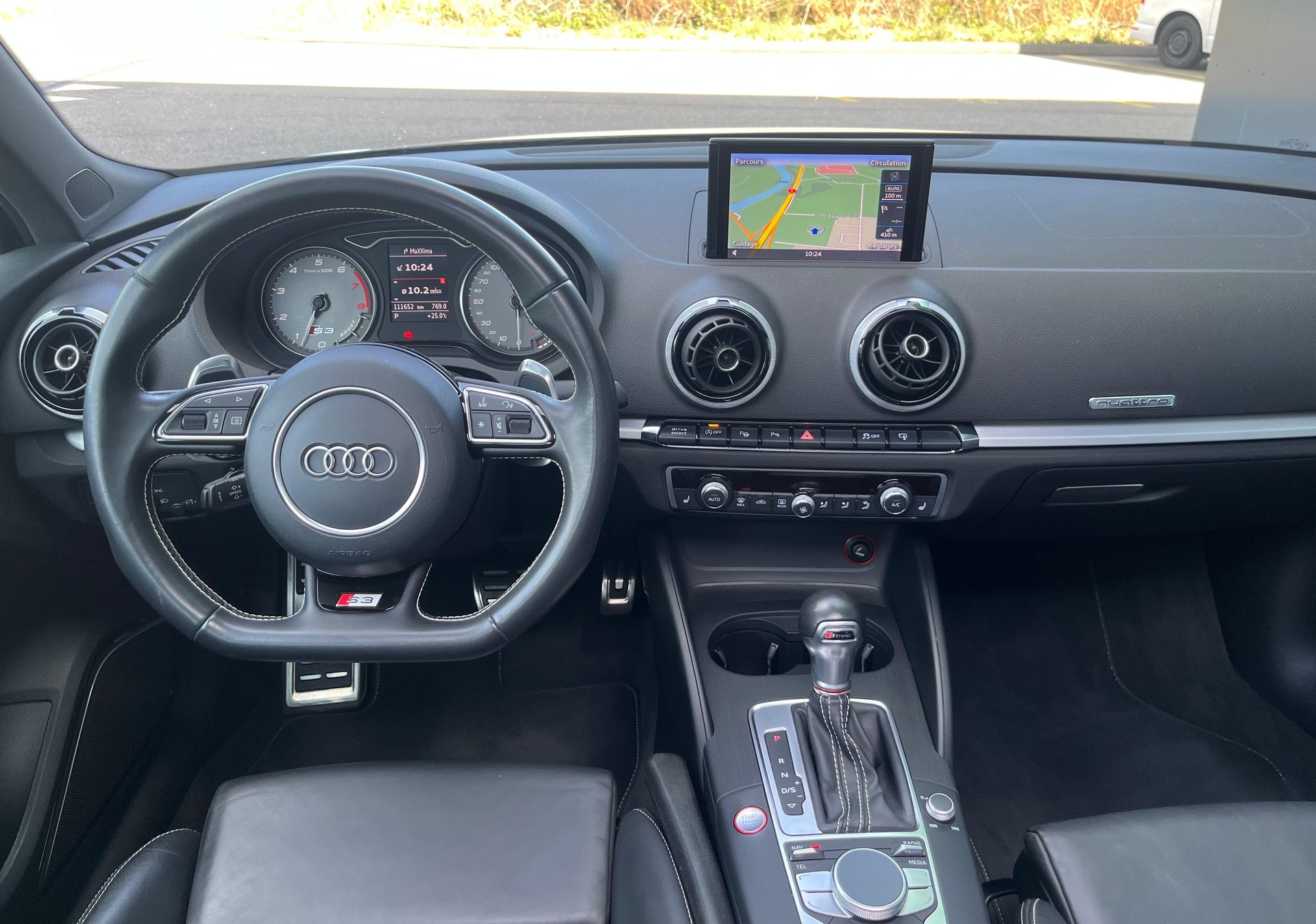 AUDI S3 Sportback 2.0 TFSI quattro S-tronic-image-13