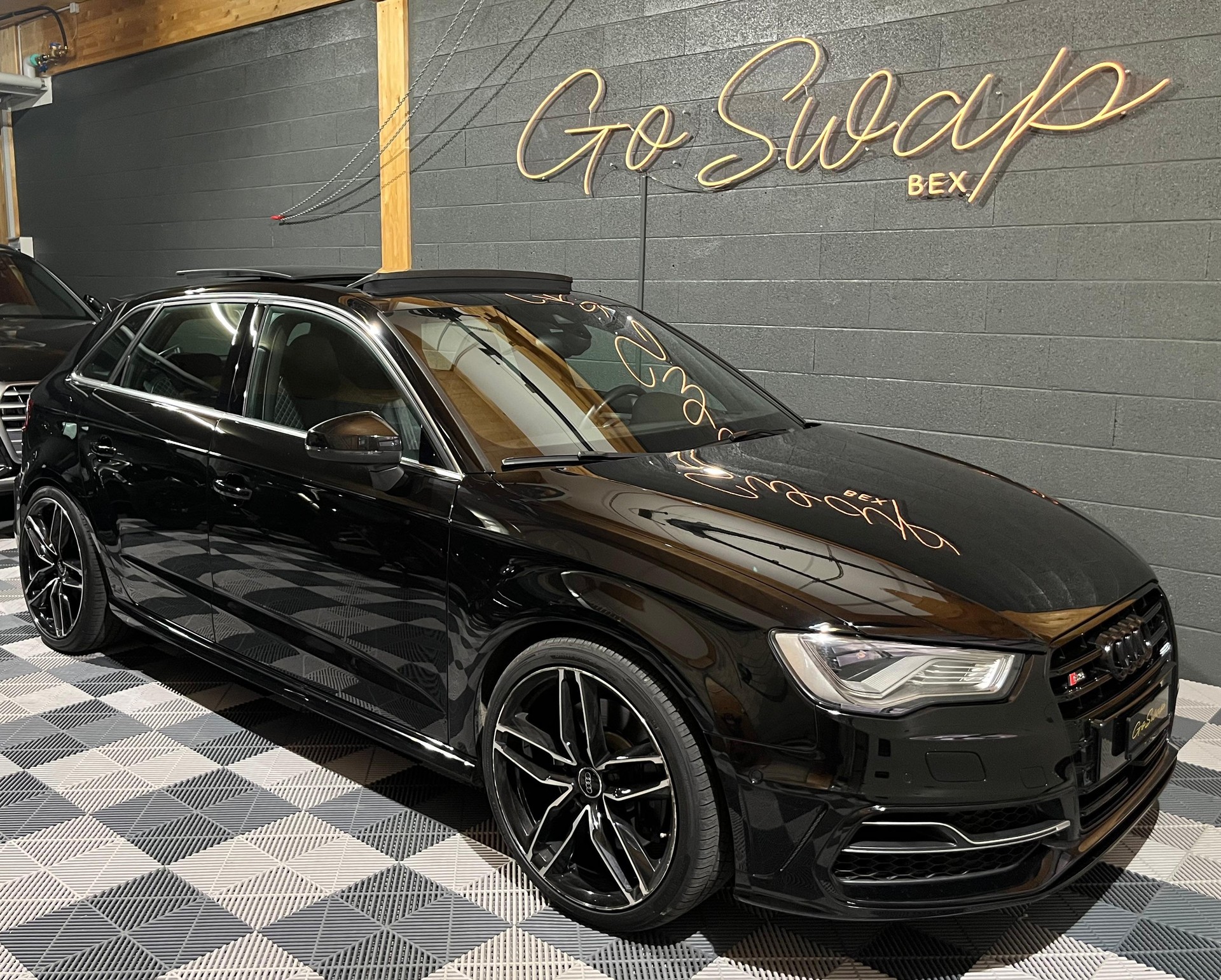 AUDI S3 Sportback 2.0 TFSI quattro S-tronic-image-0