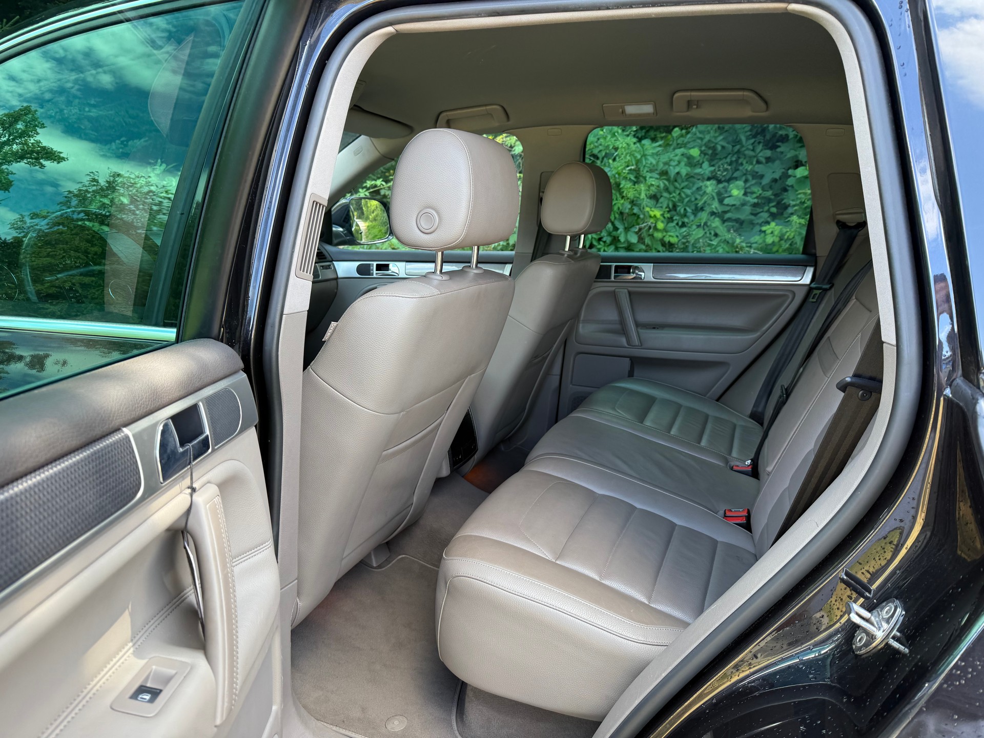VW Touareg 3.0 TDI-image-6