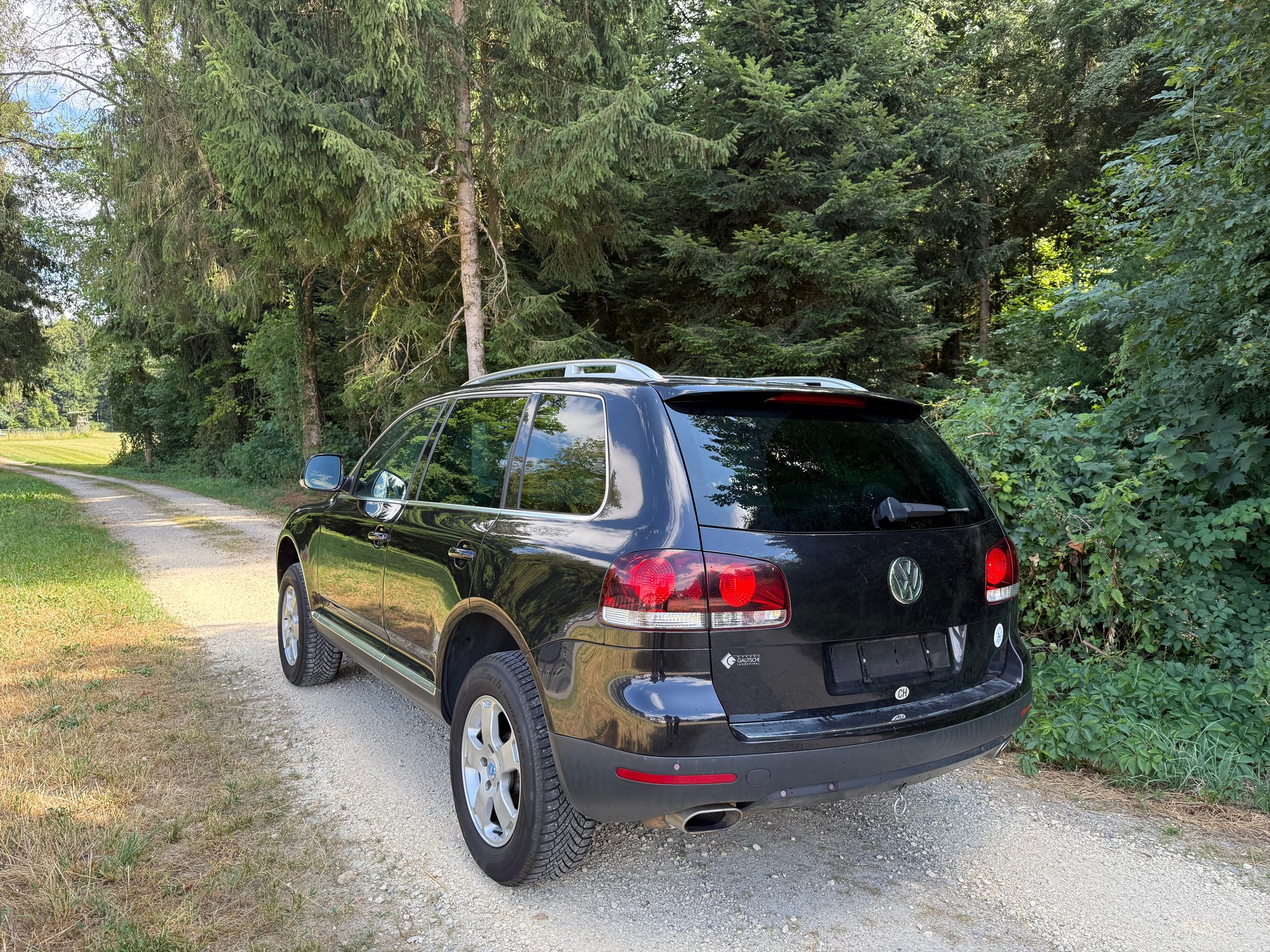 VW Touareg 3.0 TDI-image-3