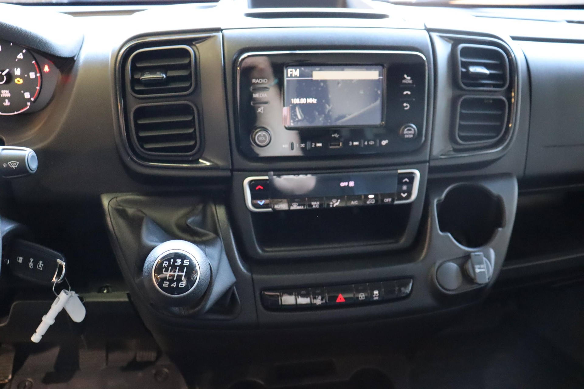 CITROEN Jumper Kaw. 35 L2H2 2.2 BlueHDi 140 S/S-image-7