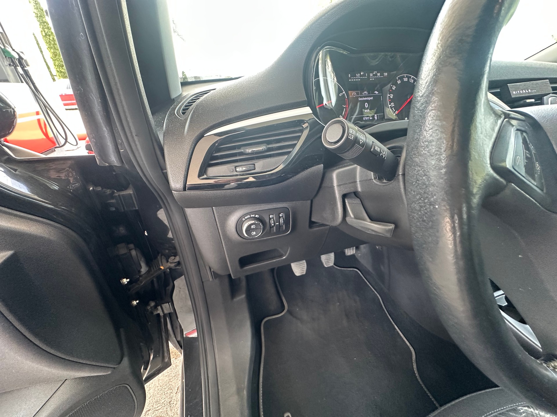 OPEL Corsa 1.0 T EcoFLEX Color Edition-image-12