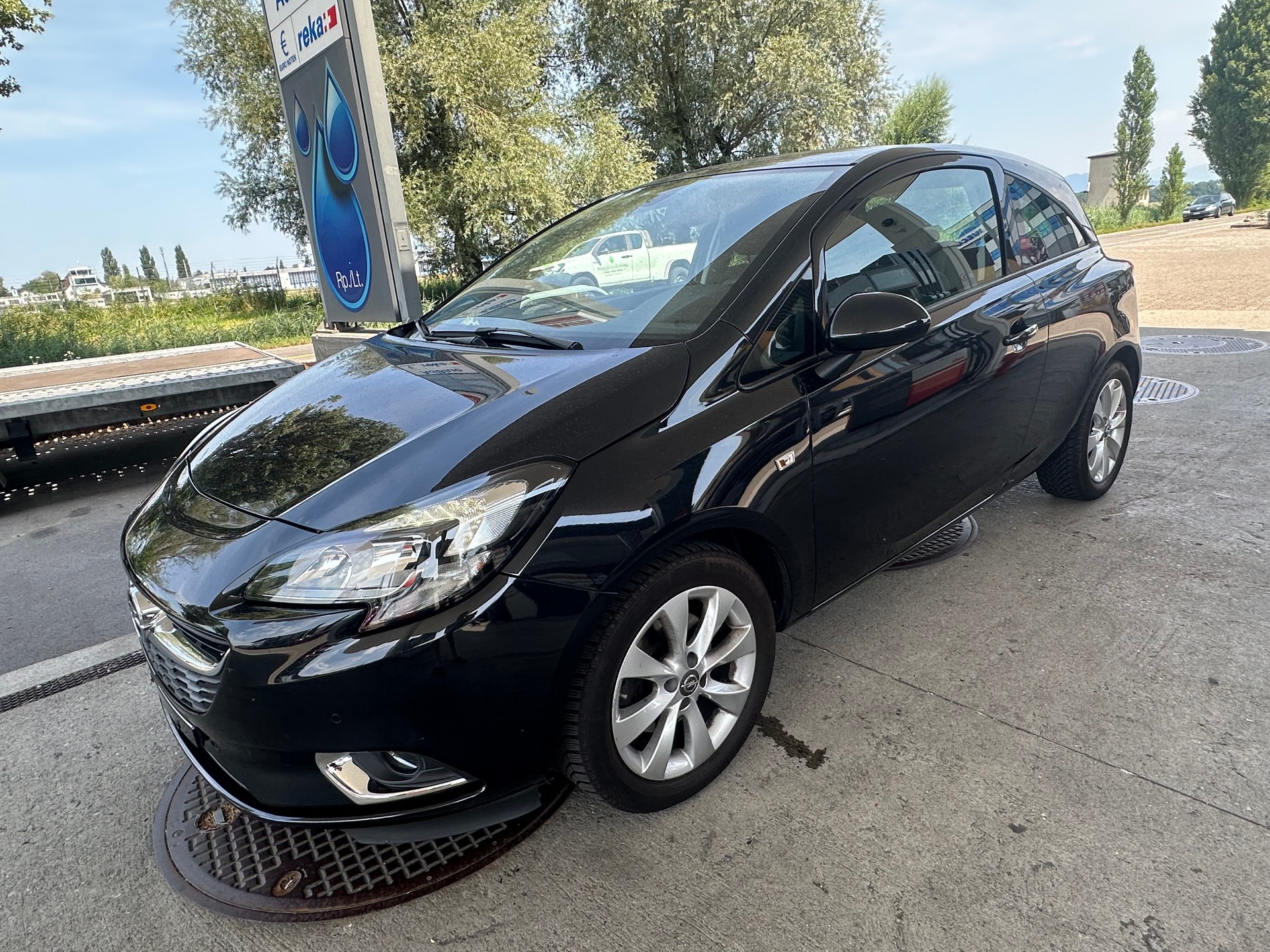 OPEL Corsa 1.0 T EcoFLEX Color Edition-showroom-element-1
