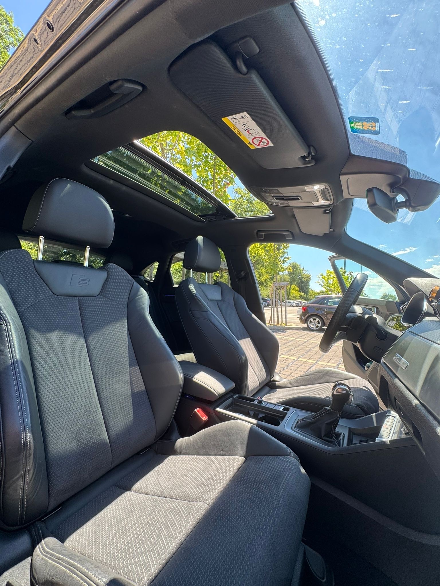 AUDI 1.5 35 TFSI S line Attraction S-Tronic-image-3