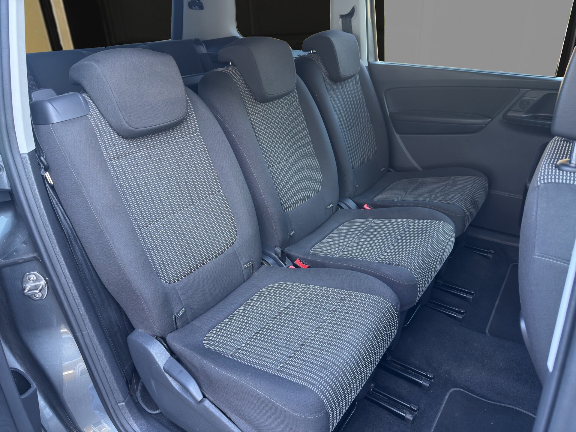 SEAT Alhambra 2.0 TDI 150 EcoM Style-image-12