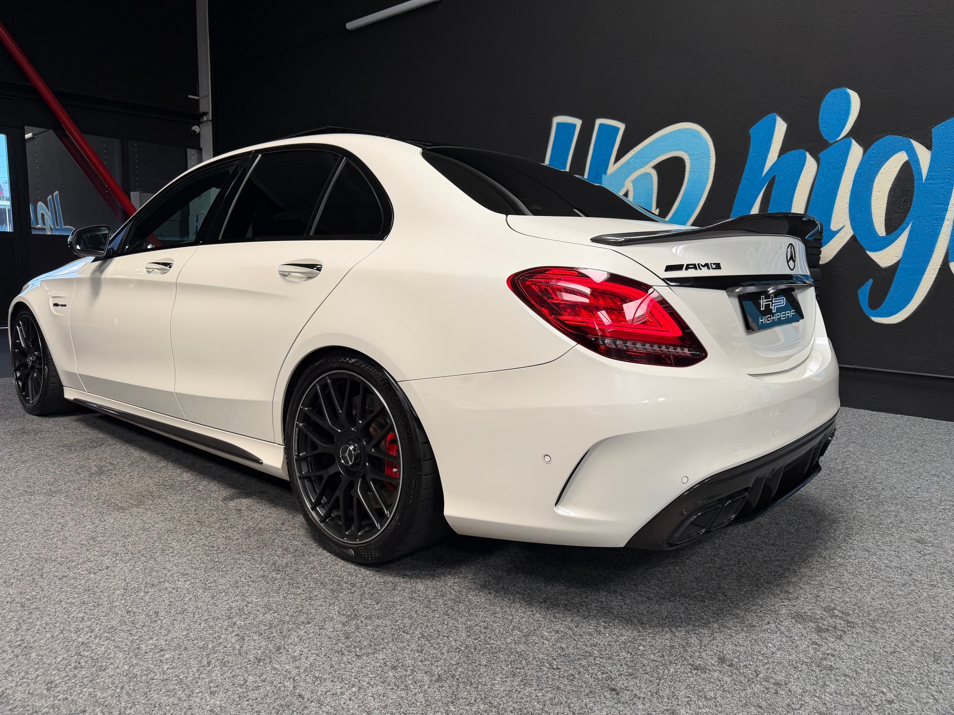 MERCEDES-BENZ C 63 S AMG Speedshift-image-3