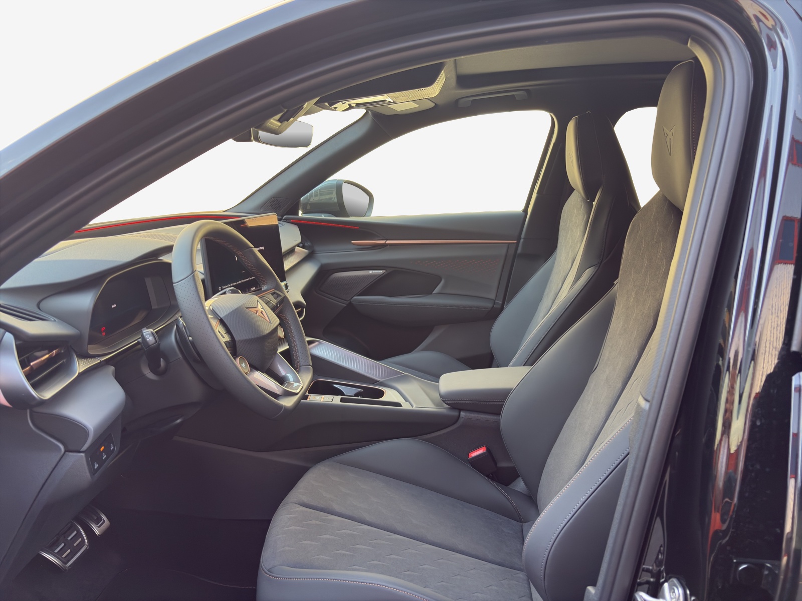 CUPRA Terramar 1.5 eHybrid DSG VZ-image-7