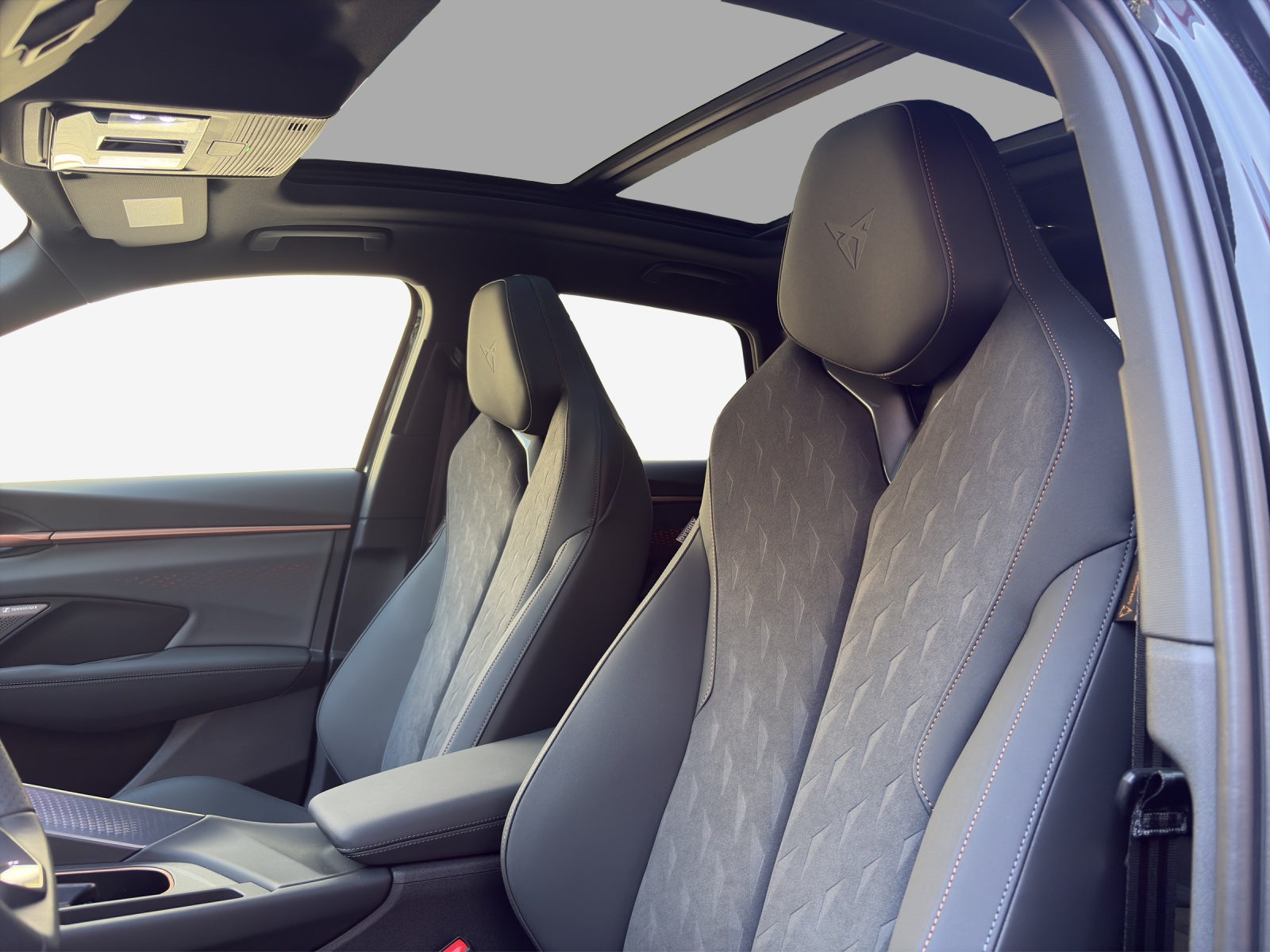 CUPRA Terramar 1.5 eHybrid DSG VZ-image-14