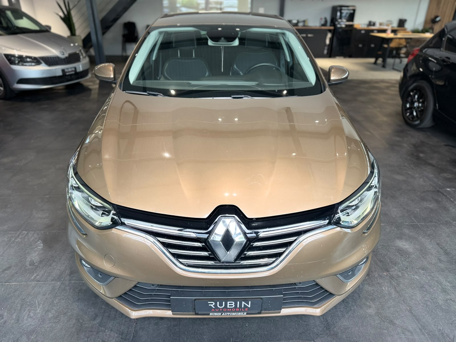 RENAULT Mégane 1.2 16V Turbo Bose EDC-image-6