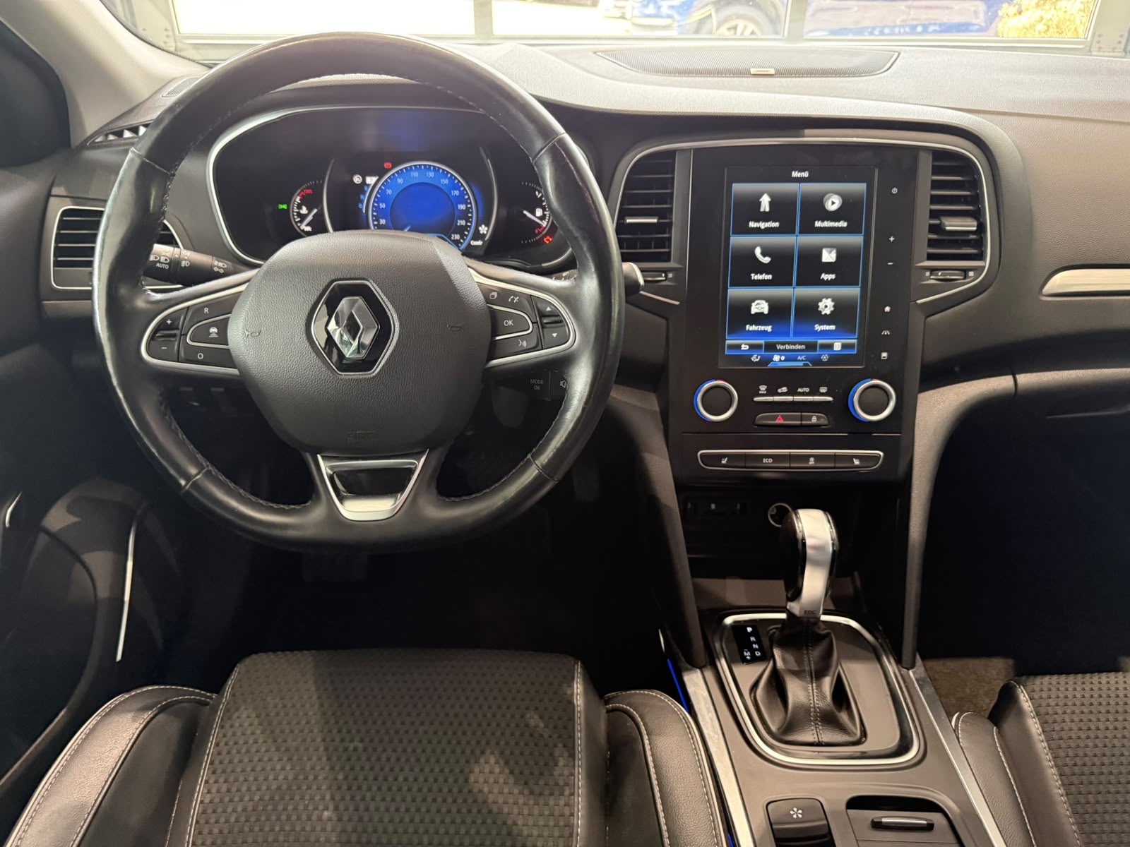 RENAULT Mégane 1.2 16V Turbo Bose EDC-image-12