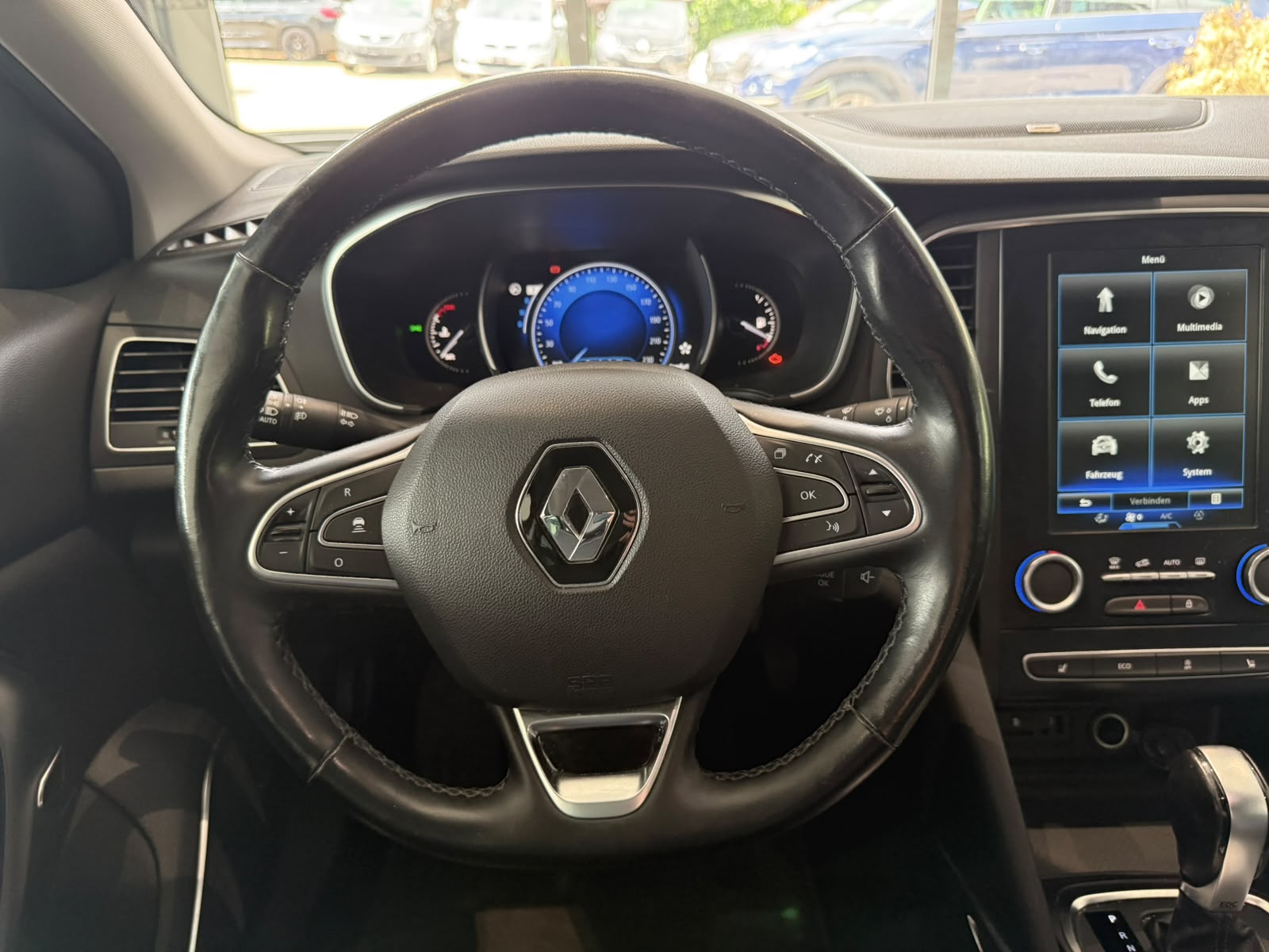 RENAULT Mégane 1.2 16V Turbo Bose EDC-image-10