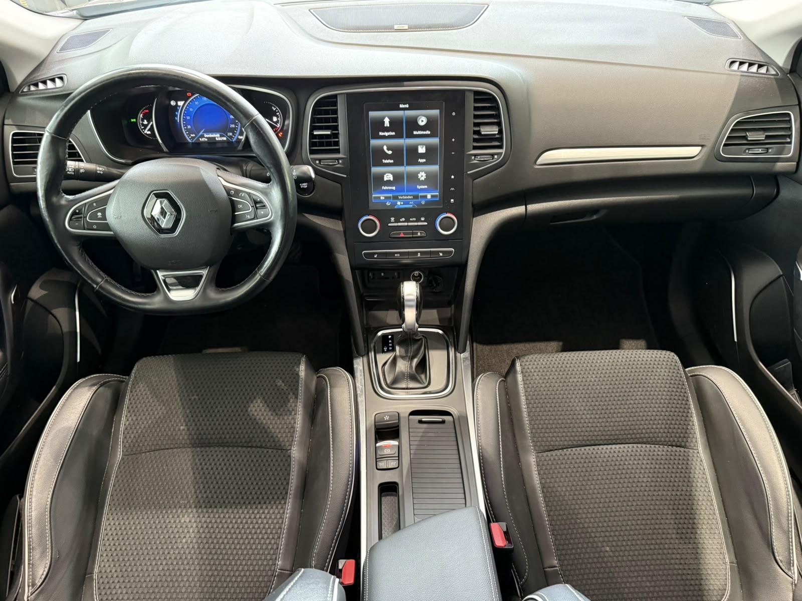RENAULT Mégane 1.2 16V Turbo Bose EDC-image-9
