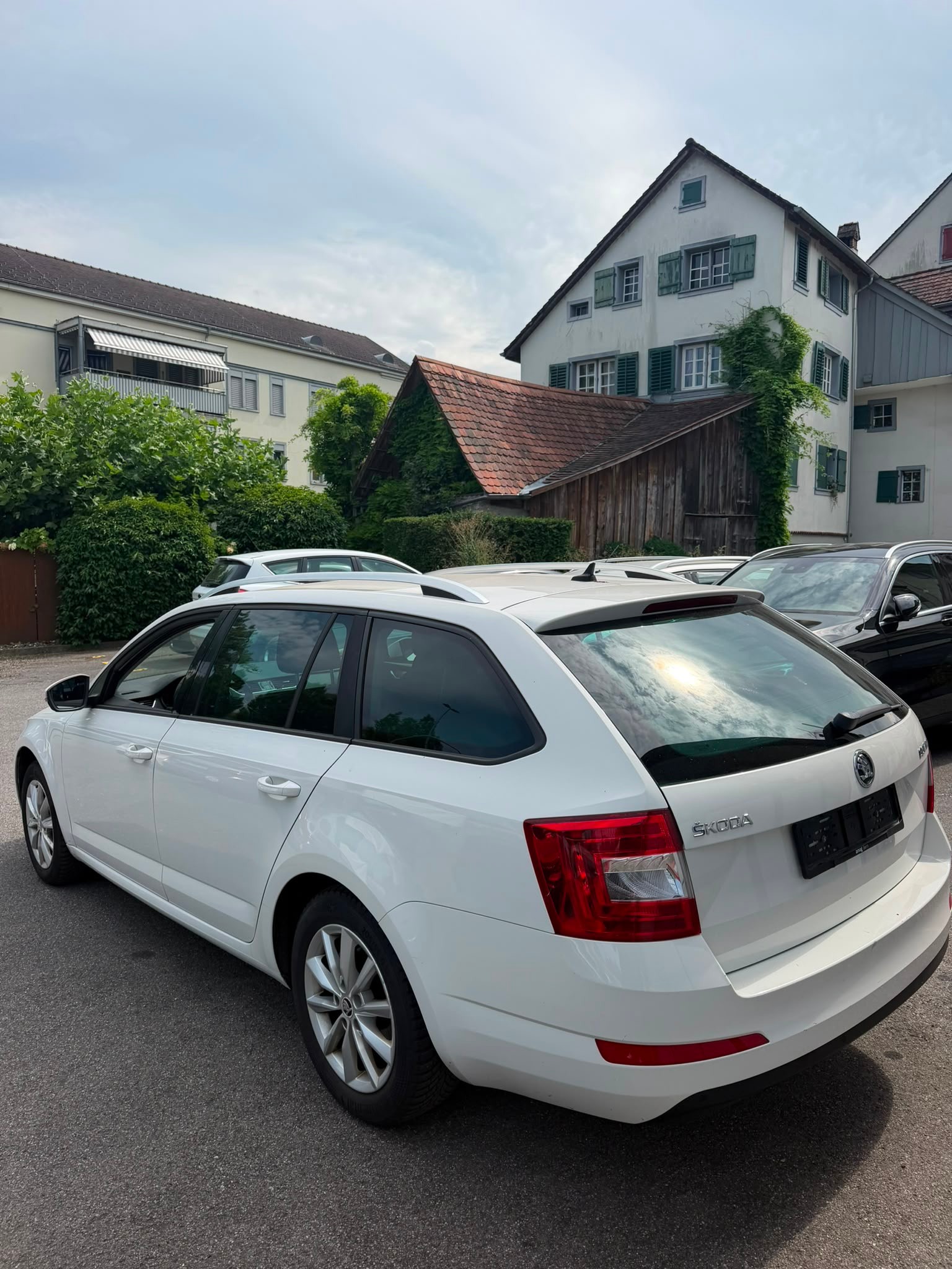 SKODA 2.0 TDI 150 Ambition DSG-image-3