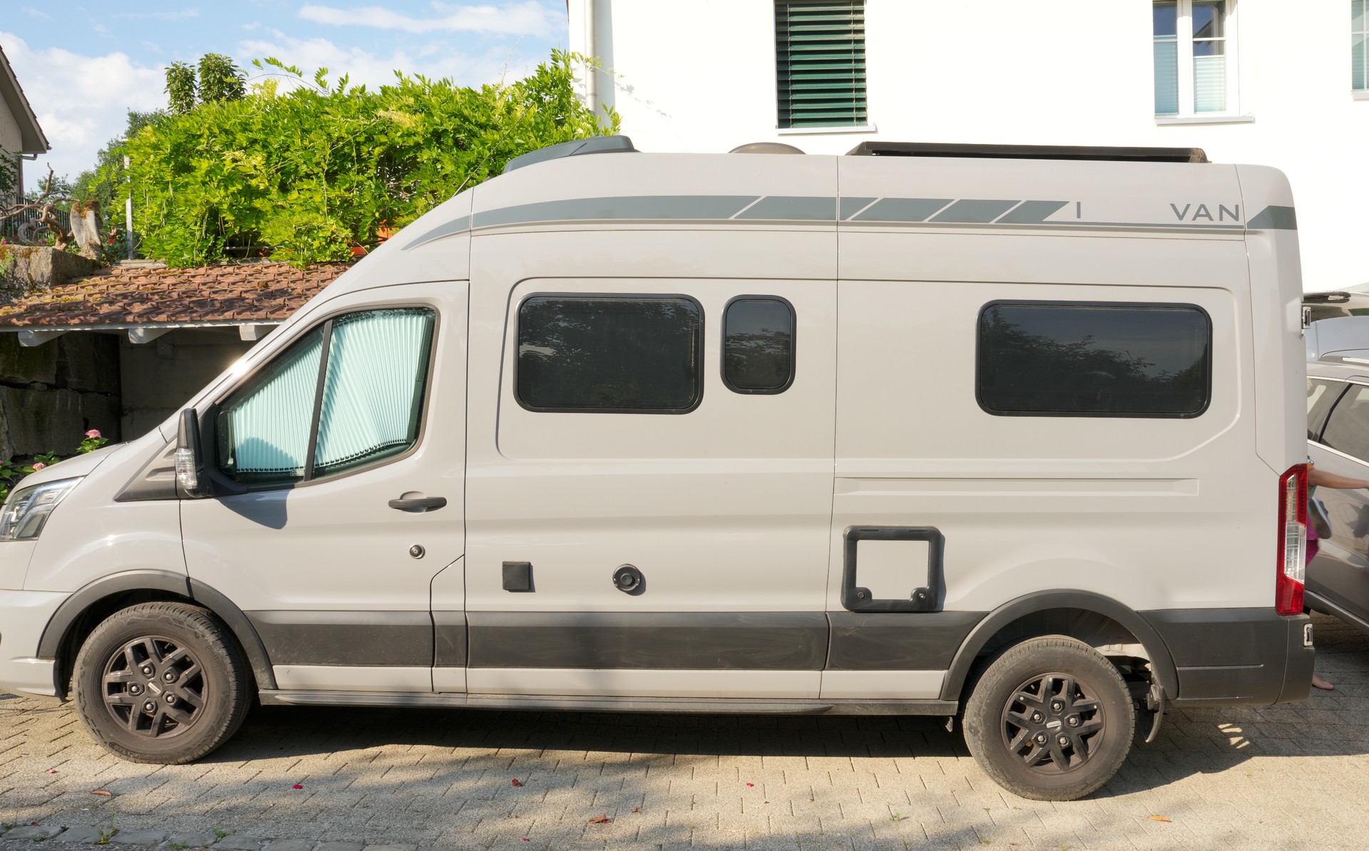 FORD LMC Innovan 590-image-0