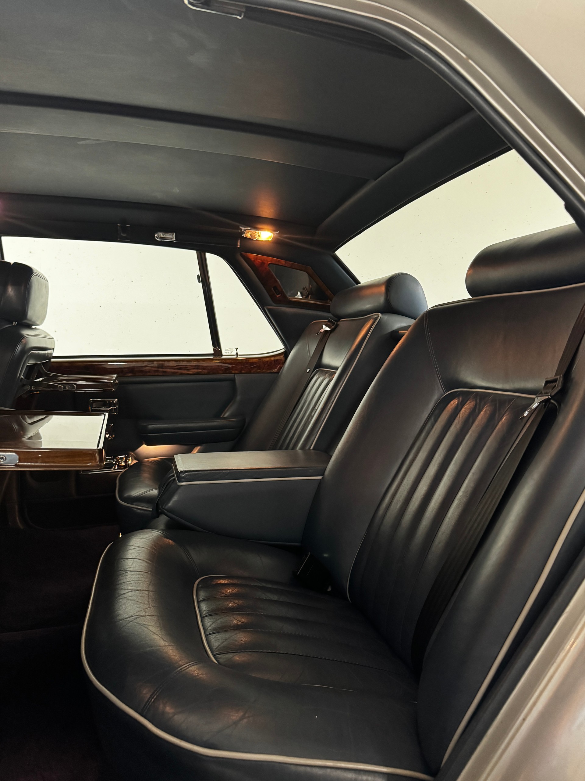 ROLLS-ROYCE Silver Spirit II *Veteran*-image-11