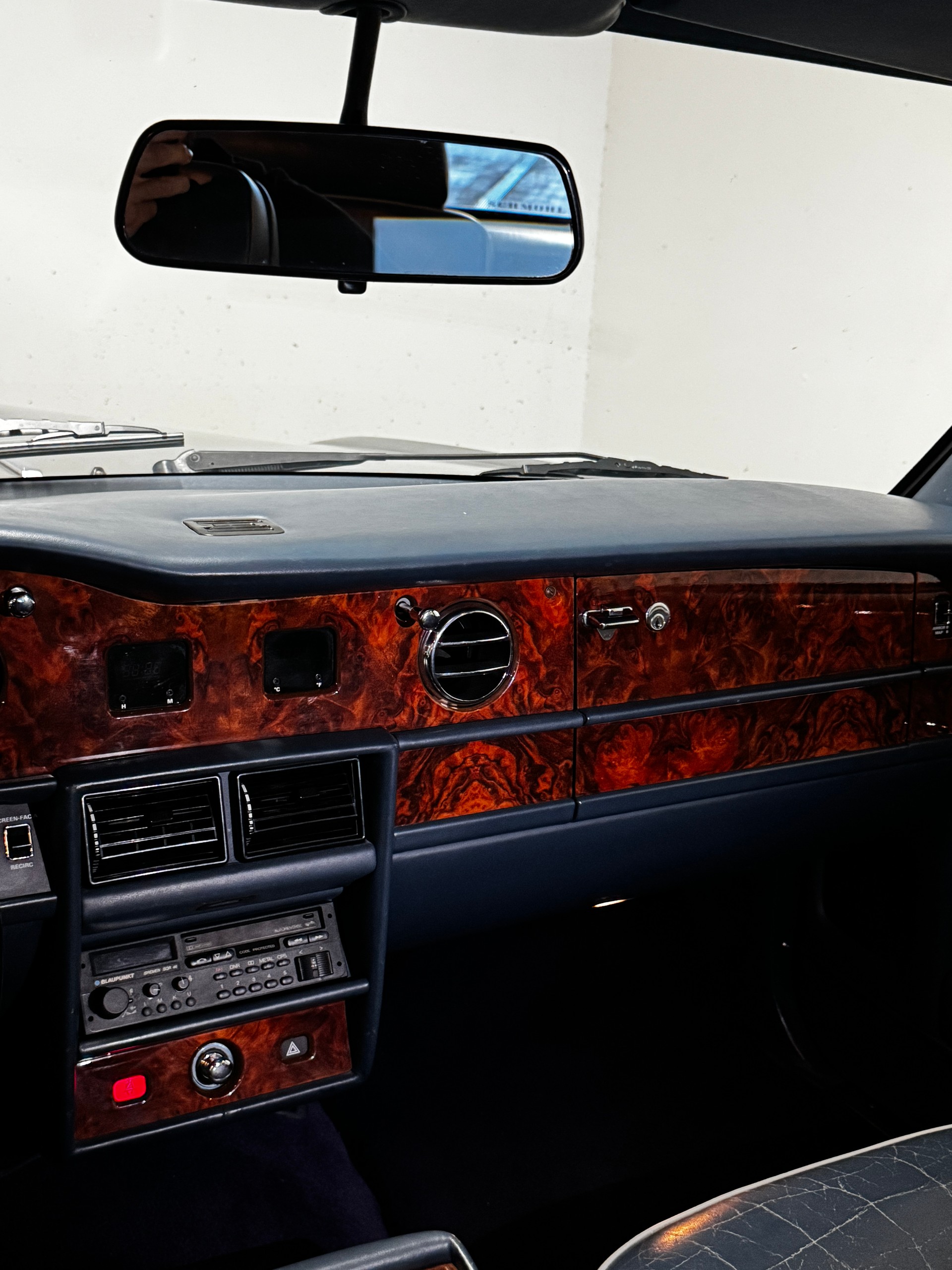 ROLLS-ROYCE Silver Spirit II *Veteran*-image-14