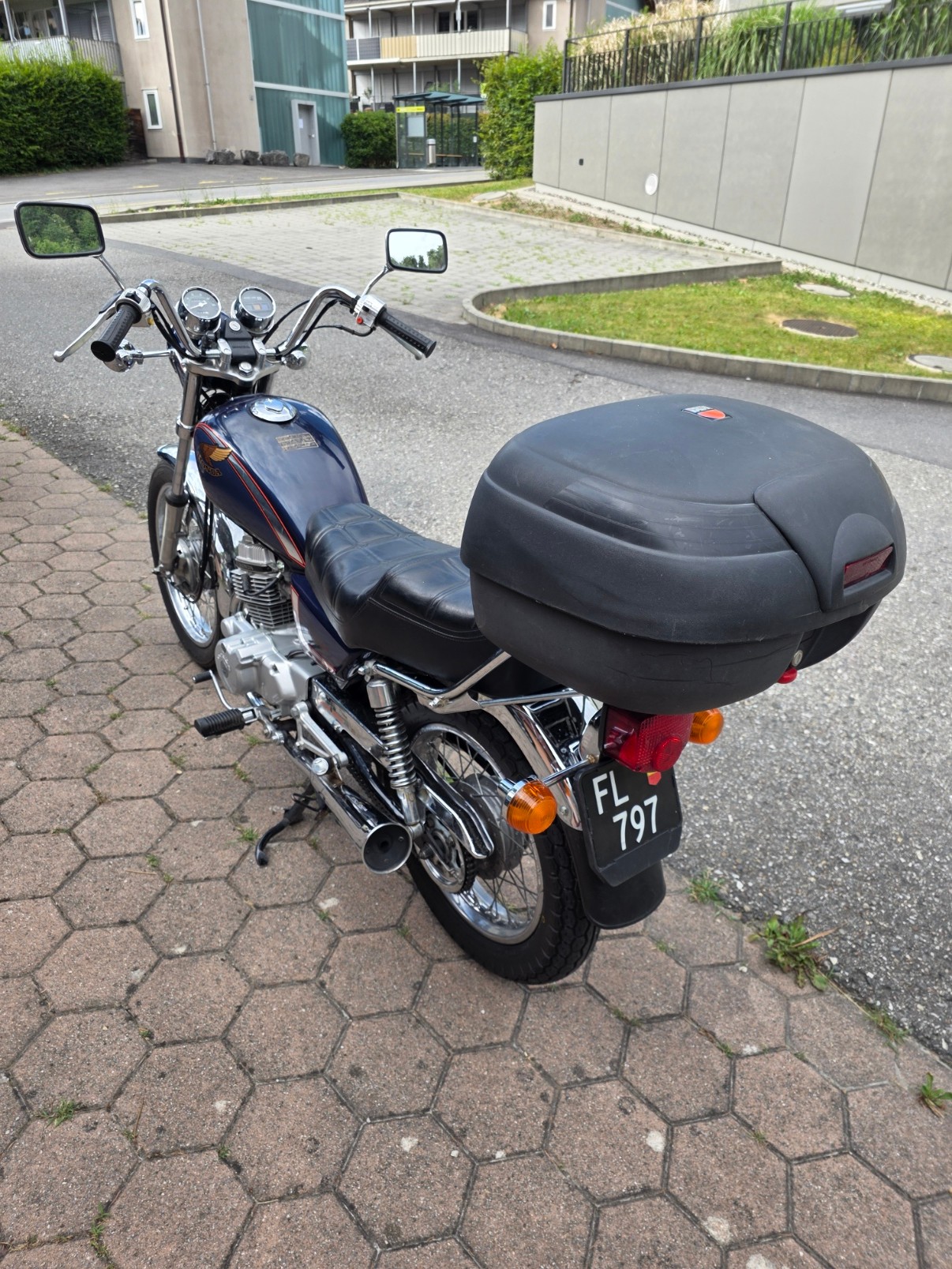 HONDA CM 125 C-image-1