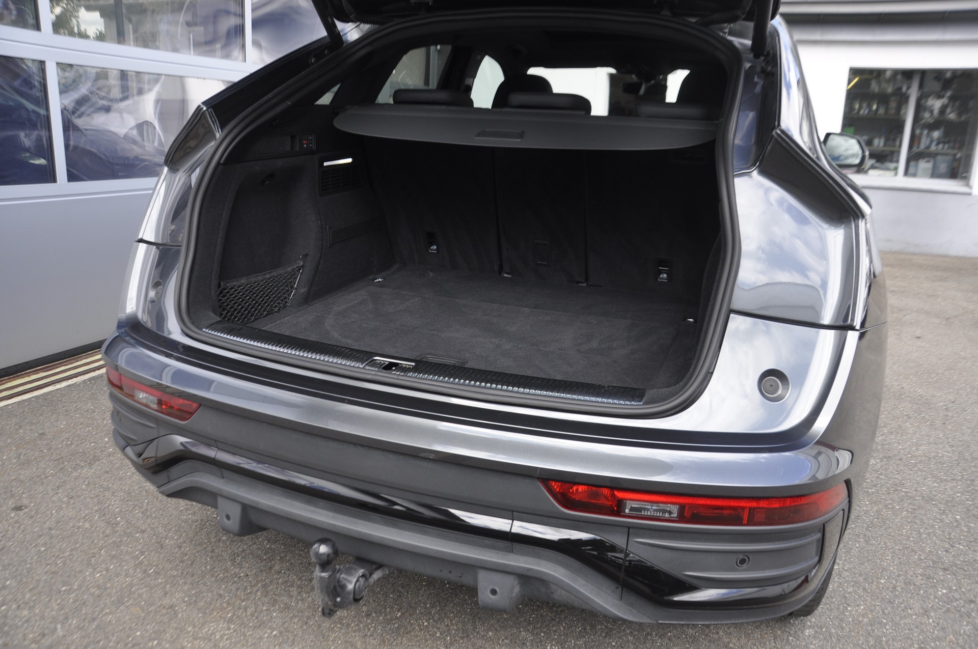 AUDI Q5 Sportback 50 TDI S line quattro tiptronic I Anhängerkupplung-image-14