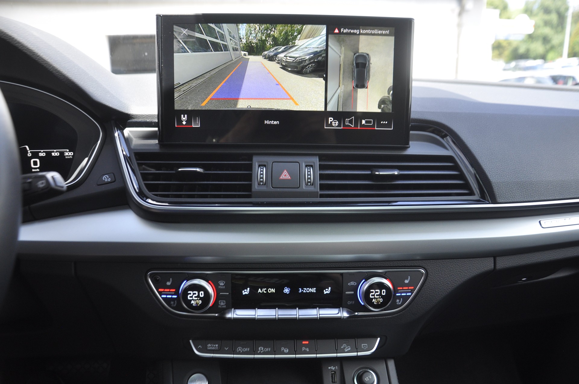 AUDI Q5 Sportback 50 TDI S line quattro tiptronic I Anhängerkupplung-image-10