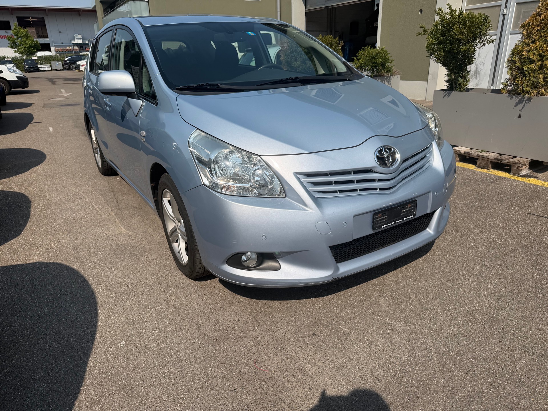 TOYOTA Verso 2.2 D-CAT Linea Sol-image-2