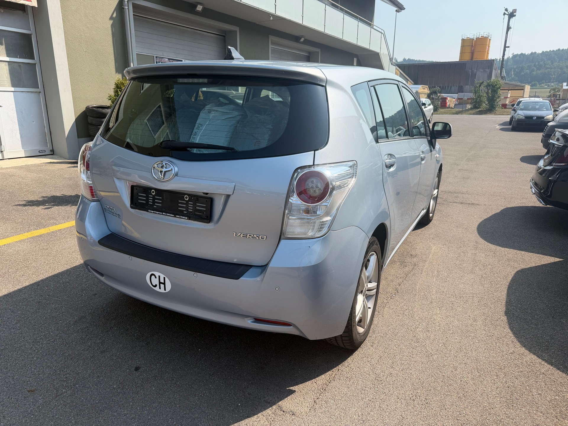 TOYOTA Verso 2.2 D-CAT Linea Sol-image-3