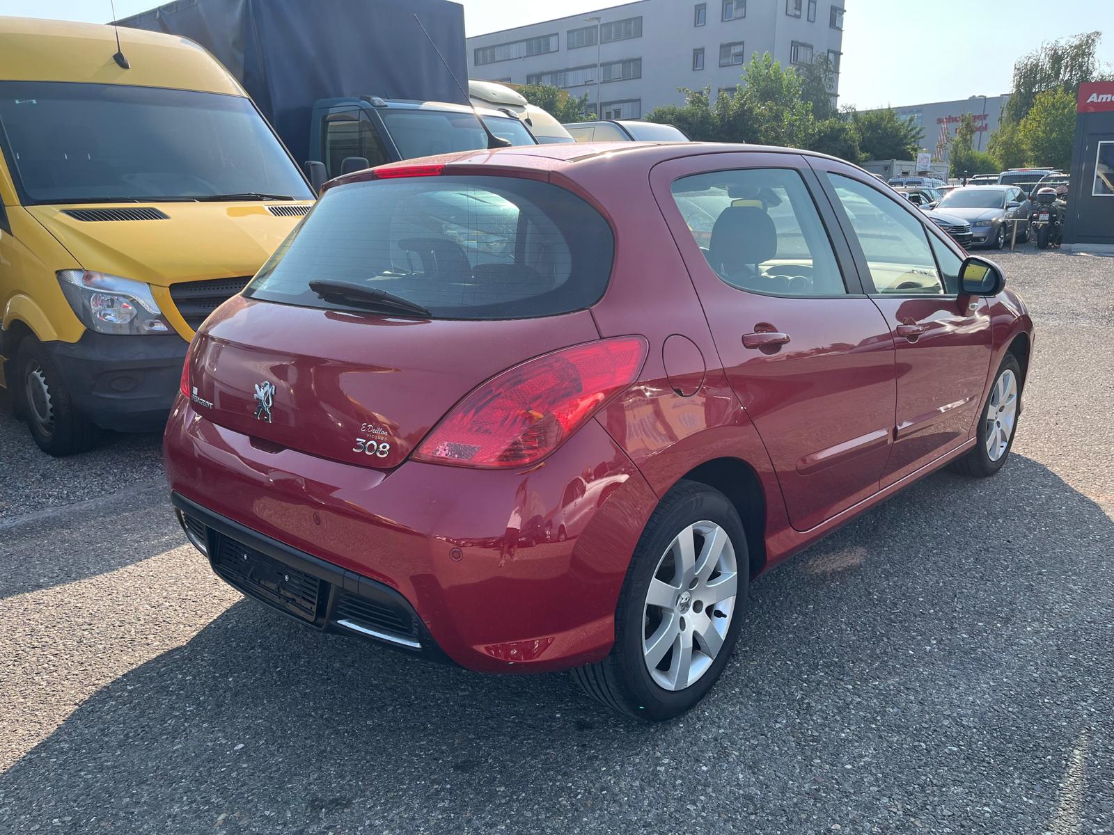 PEUGEOT 308 1.6 16V T Sport Pack-image-5