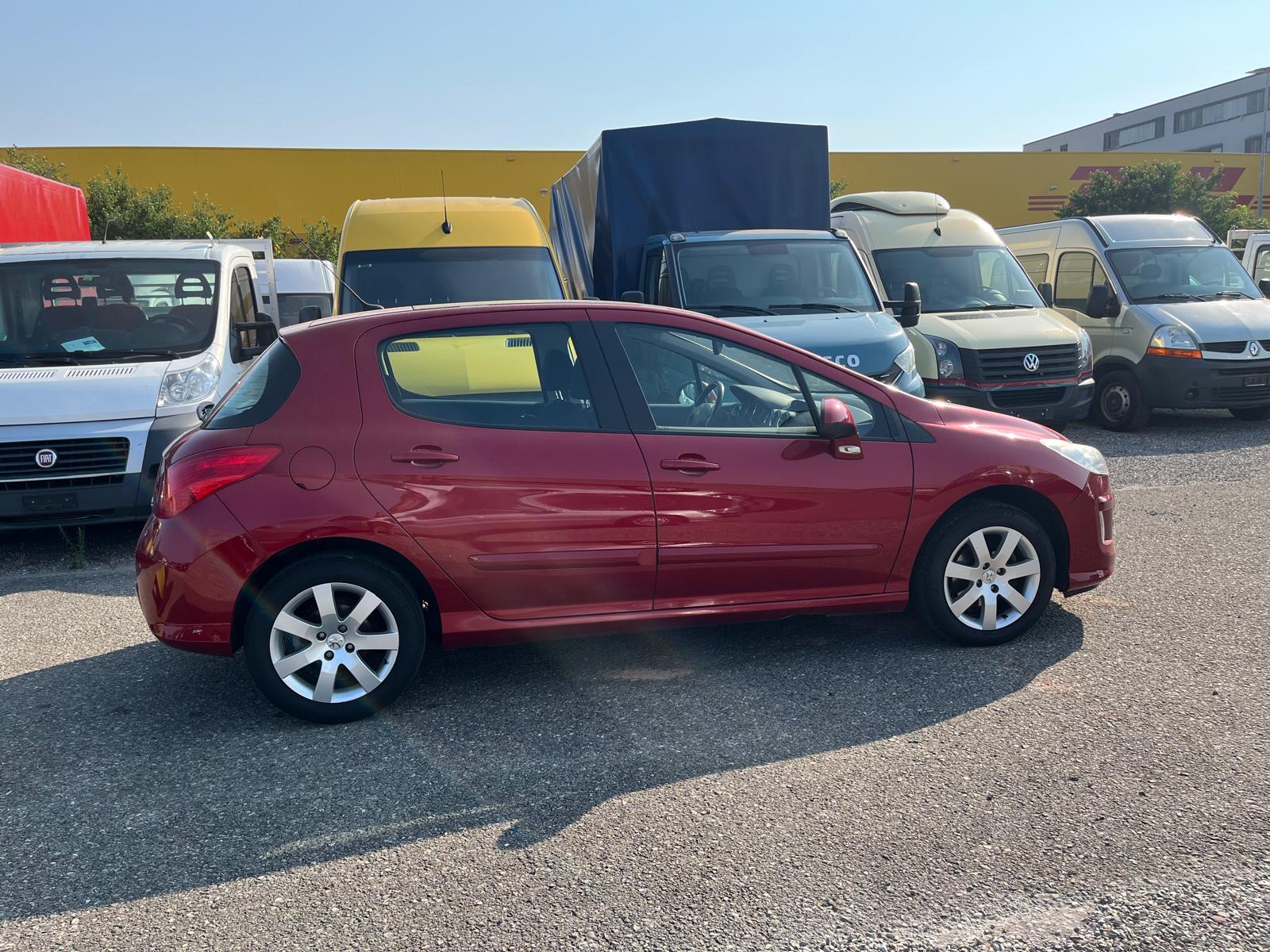PEUGEOT 308 1.6 16V T Sport Pack-image-6