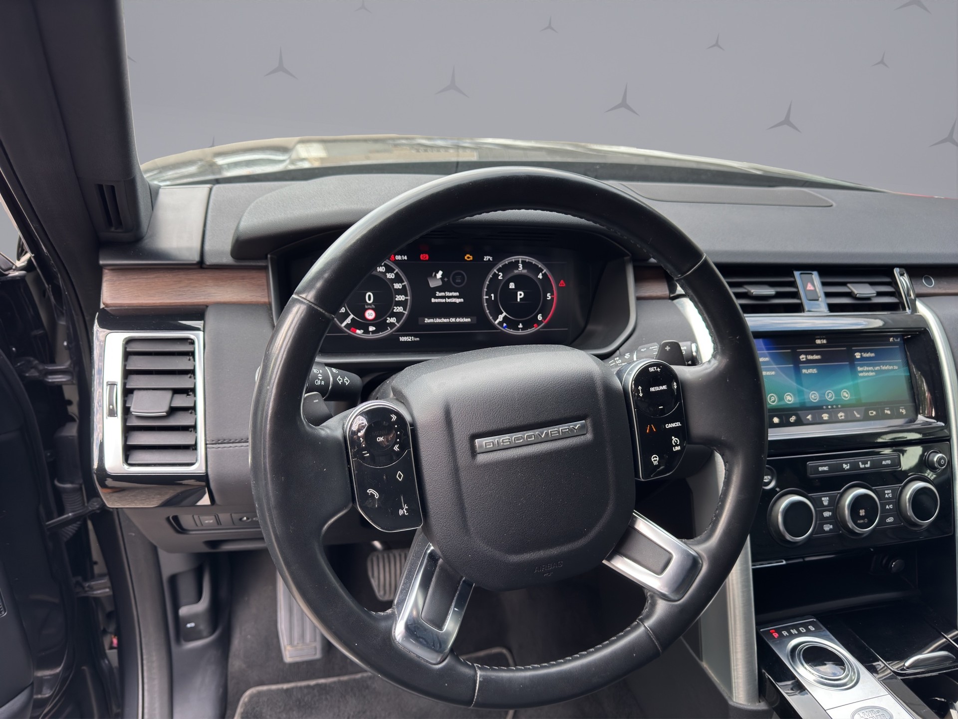 LAND ROVER Discovery 3.0 SDV6 HSE Automatic-image-11