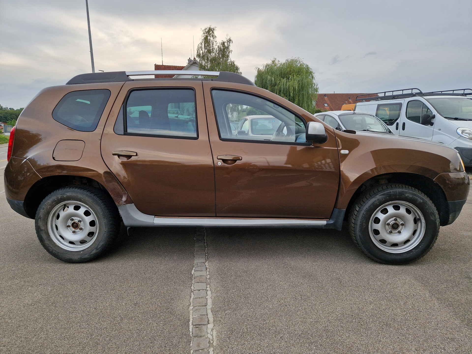 DACIA Duster 1.5 dCi Ambiance 4x4-image-2