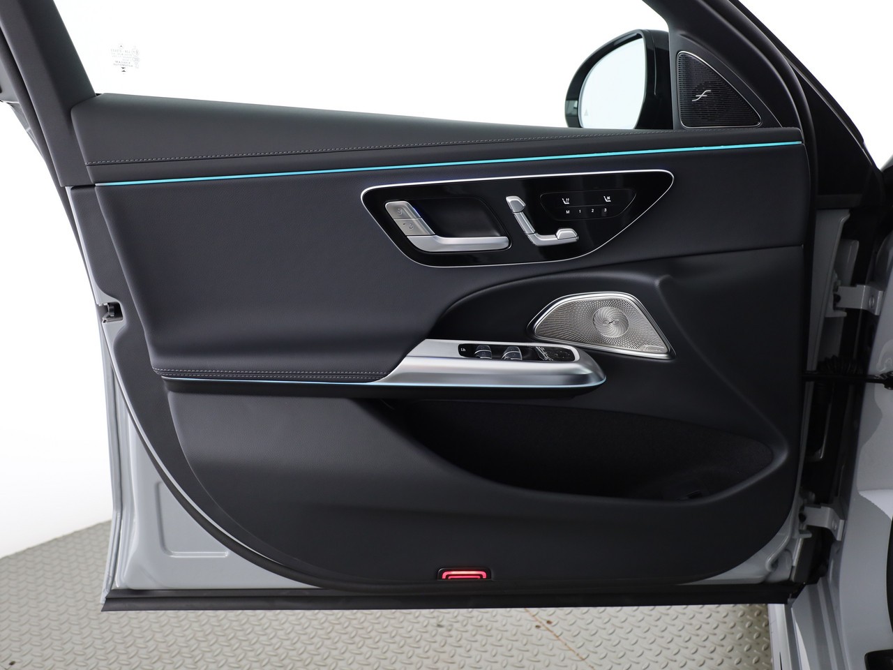 MERCEDES-BENZ E 220 d 4MATIC T-Modell "Swiss Star"-image-15