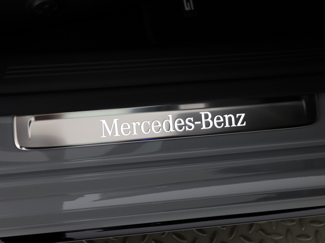 MERCEDES-BENZ E 220 d 4MATIC T-Modell "Swiss Star"-image-20
