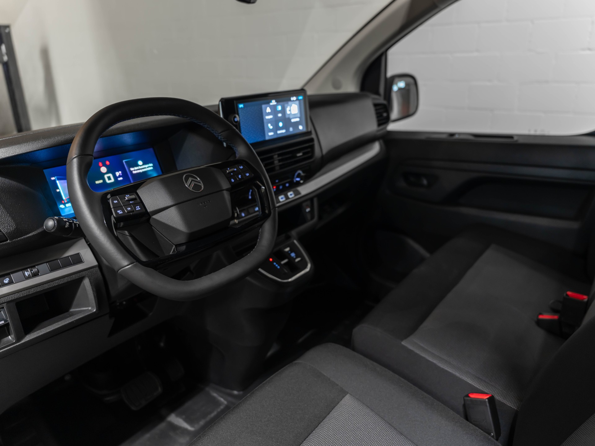 CITROEN e-Jumpy XL 75kWh 3500KG Anhängelast-image-7