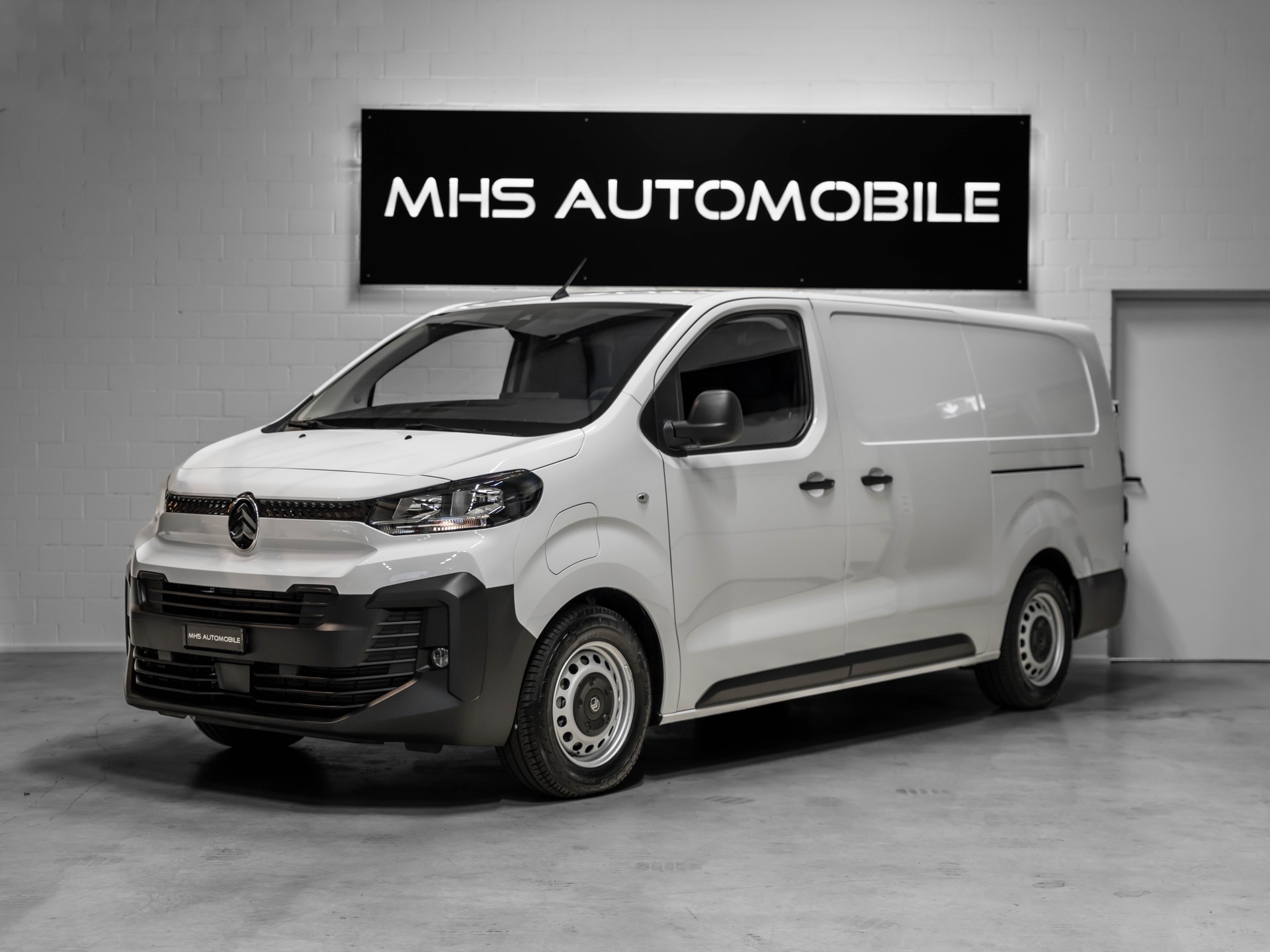 CITROEN e-Jumpy XL 75kWh 3500KG Anhängelast-image-0