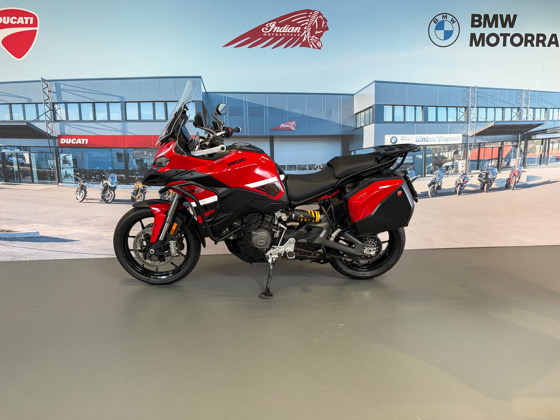 DUCATI Multistrada V2 S-showroom-element-2