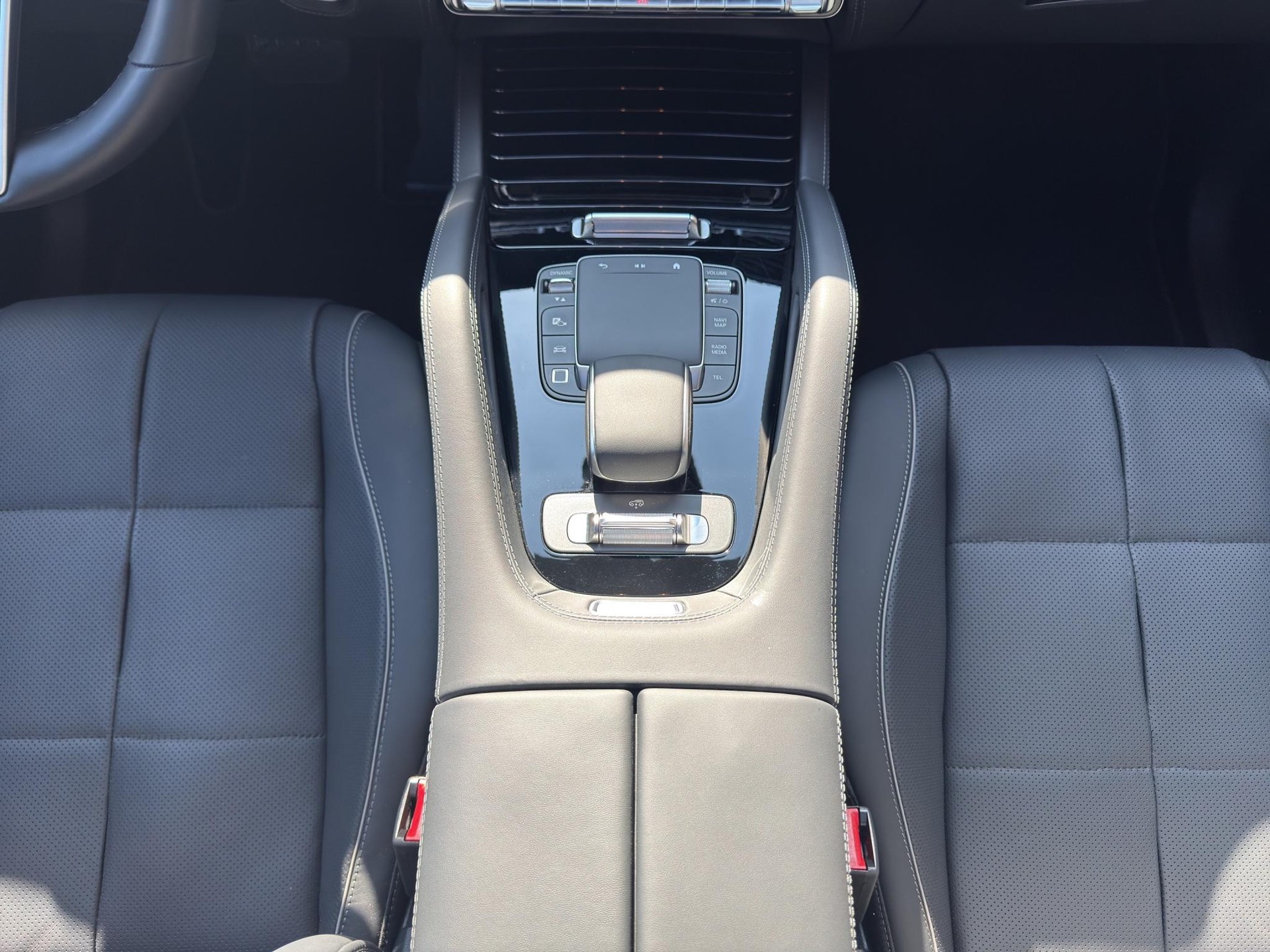 MERCEDES-BENZ GLE 450 AMG Line 4matic-image-13