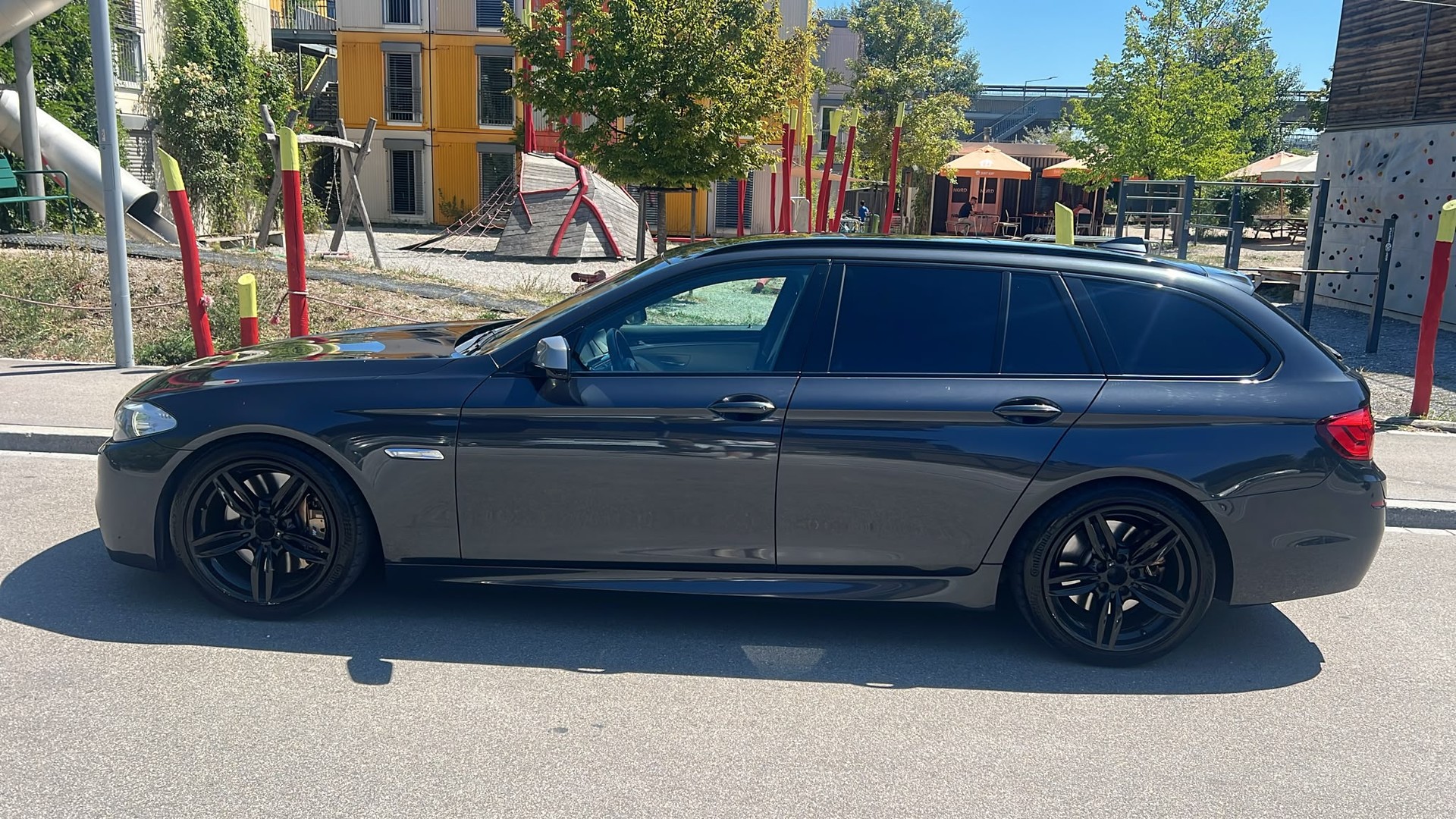 BMW M550d xDrive Touring Steptronic-image-3