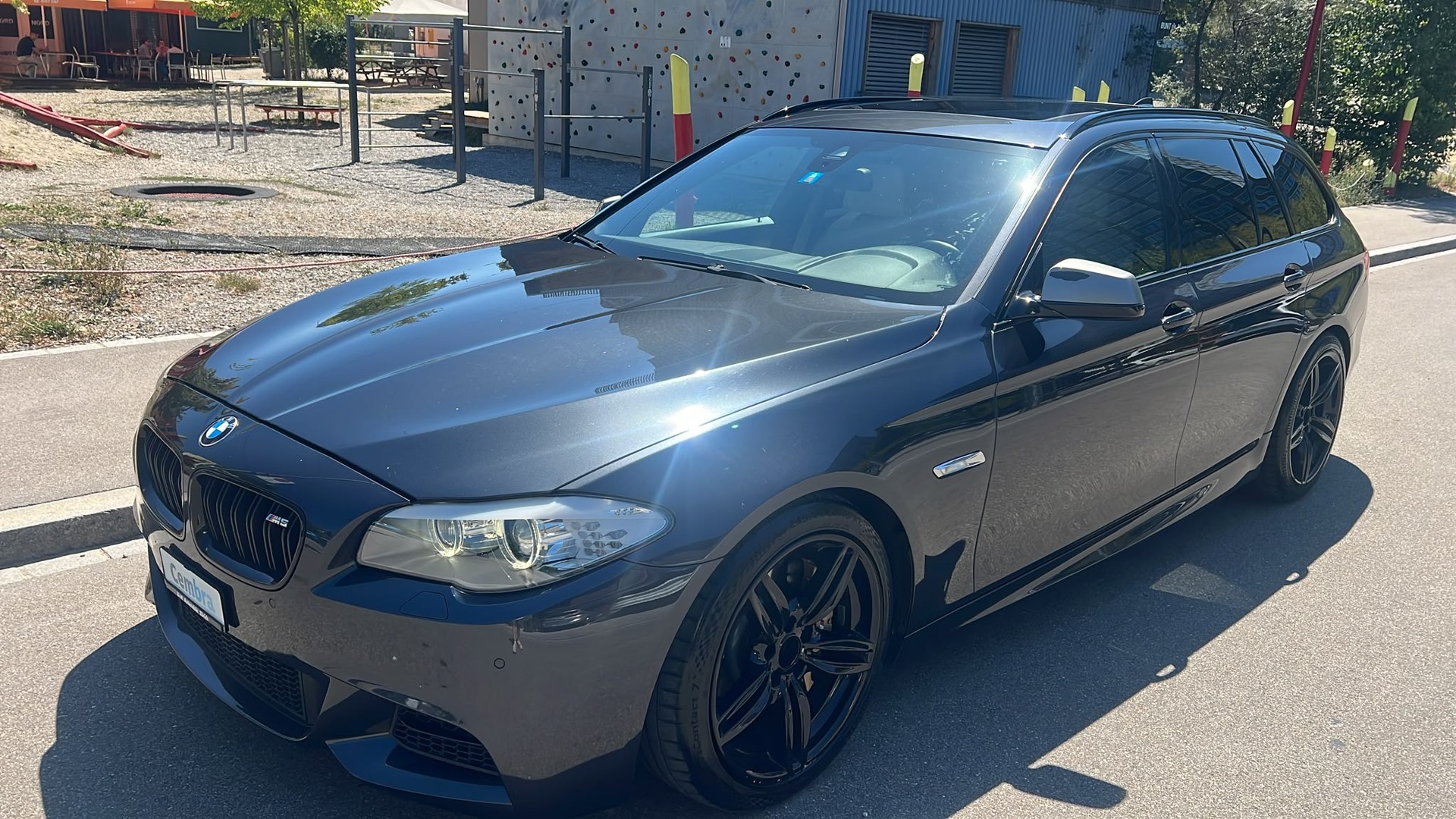BMW M550d xDrive Touring Steptronic-image-0