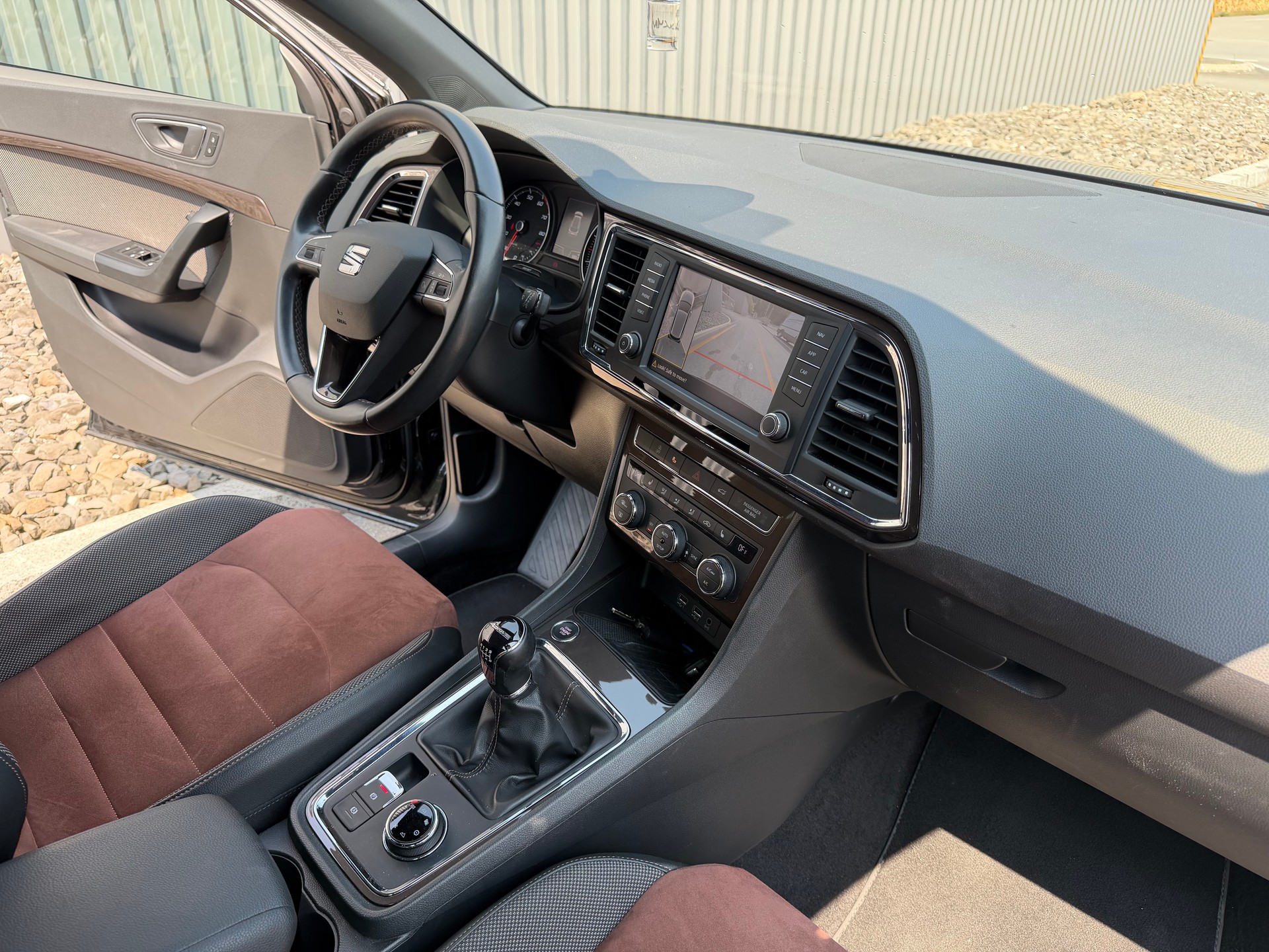 SEAT Ateca 1.4 TSI Xcellence 4Drive ATTELAGE 1900KG-image-26