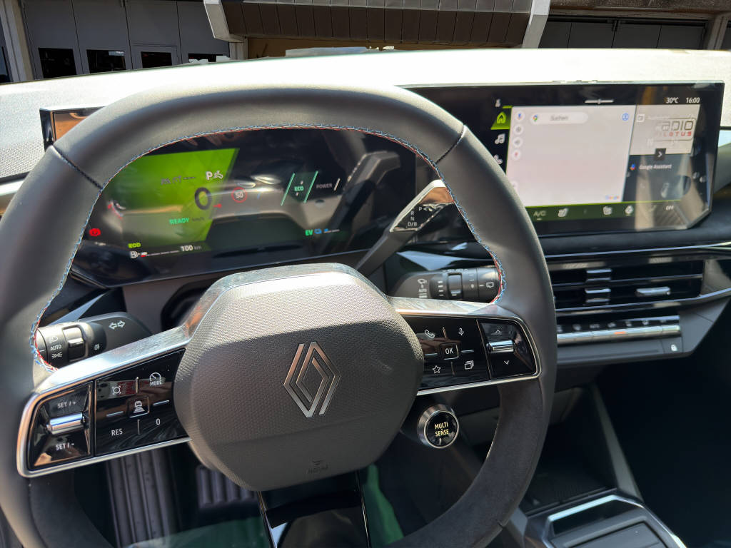 RENAULT Clio 1.8 E-Tech esprit Alpine-image-11