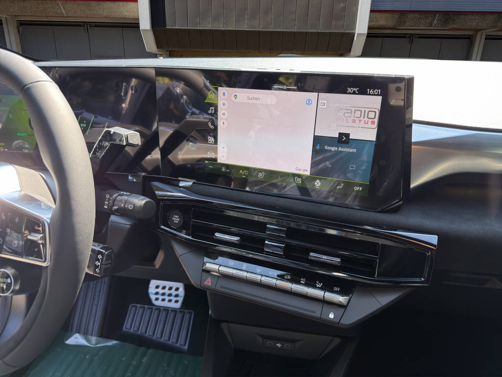RENAULT Clio 1.8 E-Tech esprit Alpine-image-15