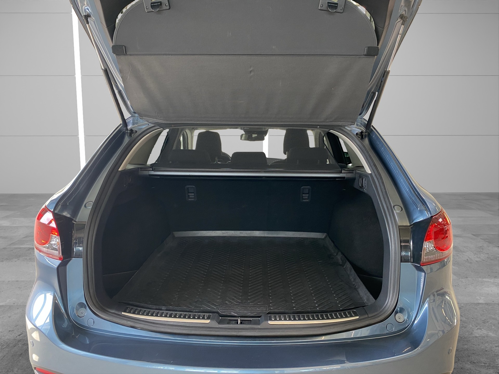 MAZDA 6 Sportwagon 2.0 16V HP Ambition Automatic-image-5