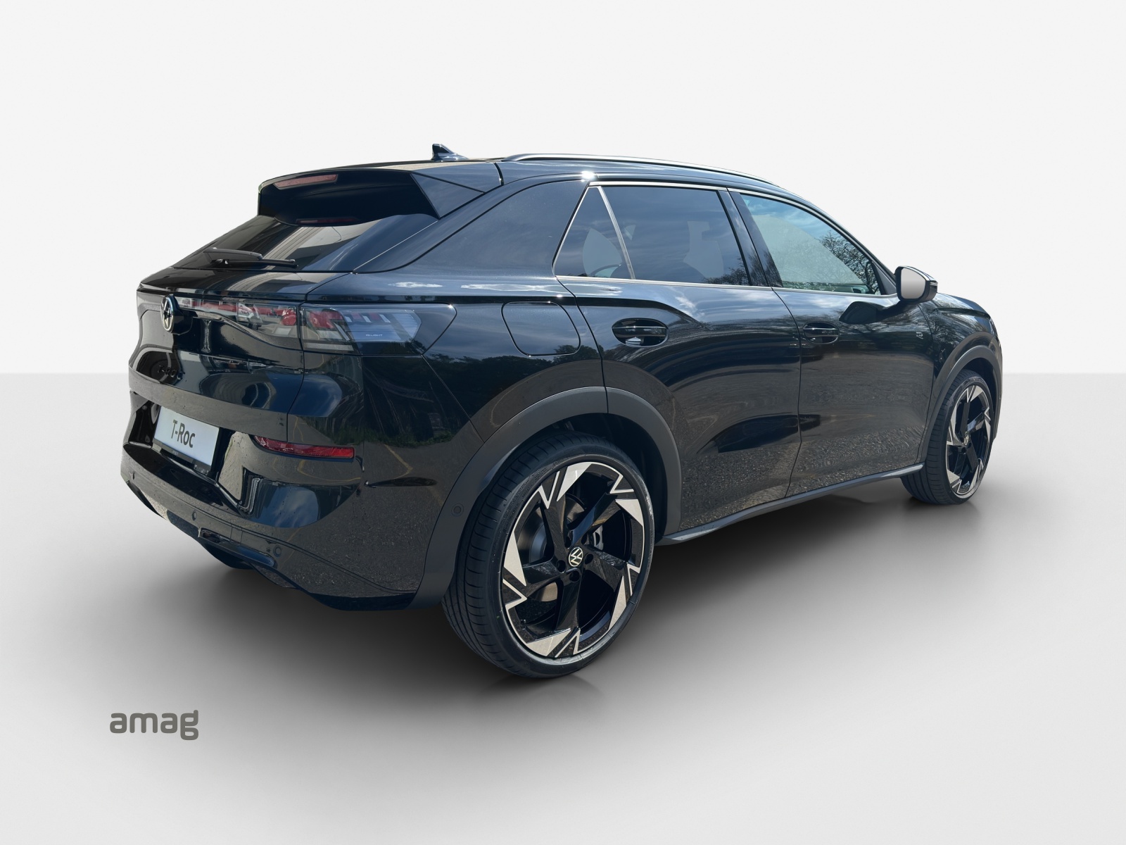 VW T-Roc 1.5 eTSI mHEV R-Line DSG-image-4