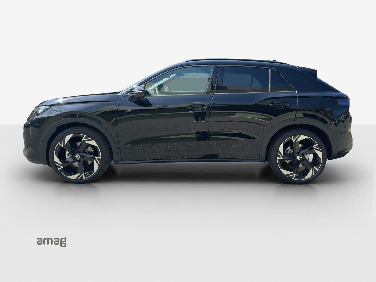 VW T-Roc 1.5 eTSI mHEV R-Line DSG-image-1